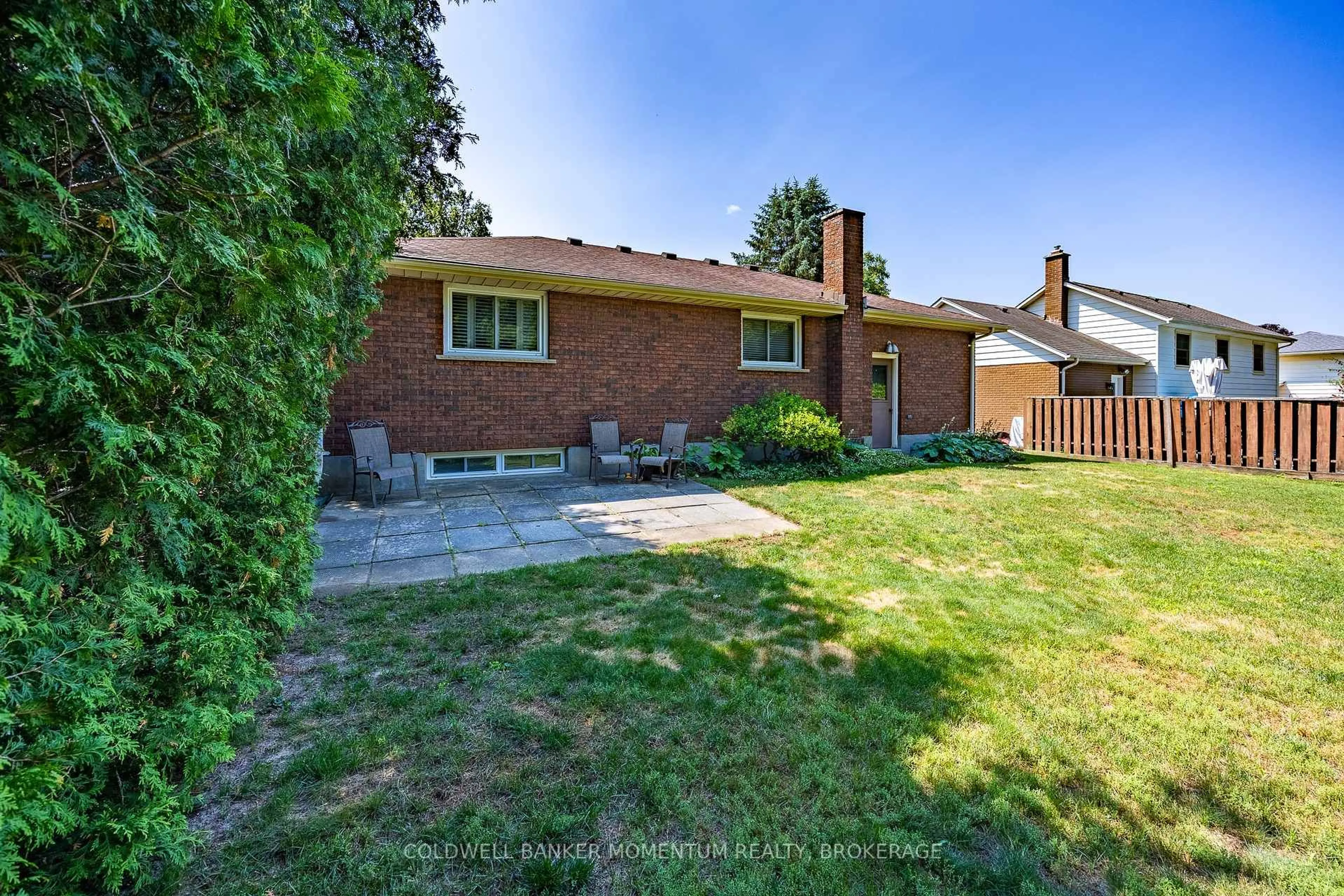 Home with brick exterior material, street for 99 Lynndale Rd, Norfolk Ontario N3Y 4W9