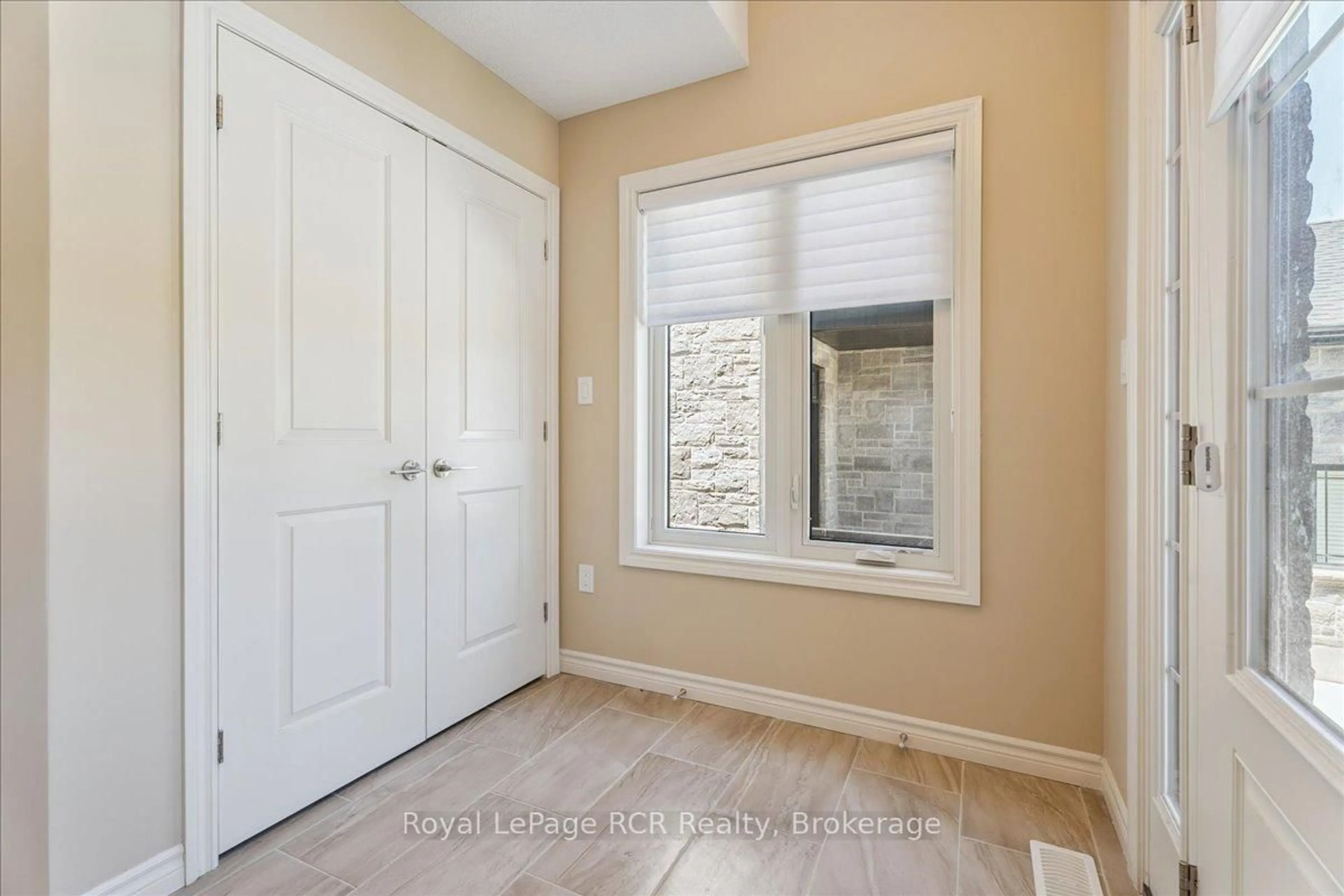 Unknown for 1302 14th Ave, Owen Sound Ontario N4K 0A1