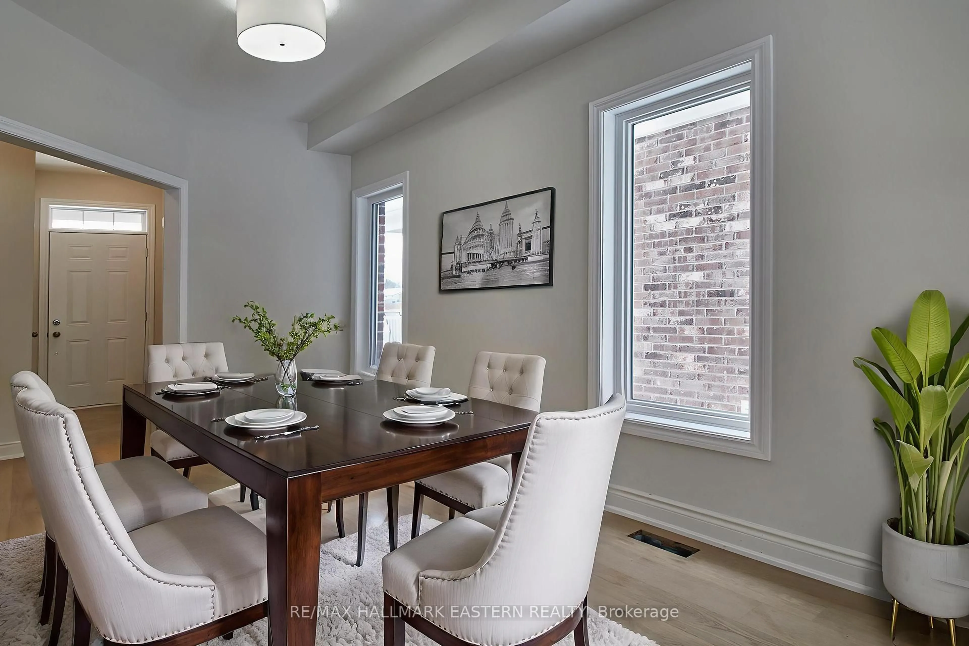 Dining room, unknown for 32 Coldbrook Dr, Cavan Monaghan Ontario L0A 1G0
