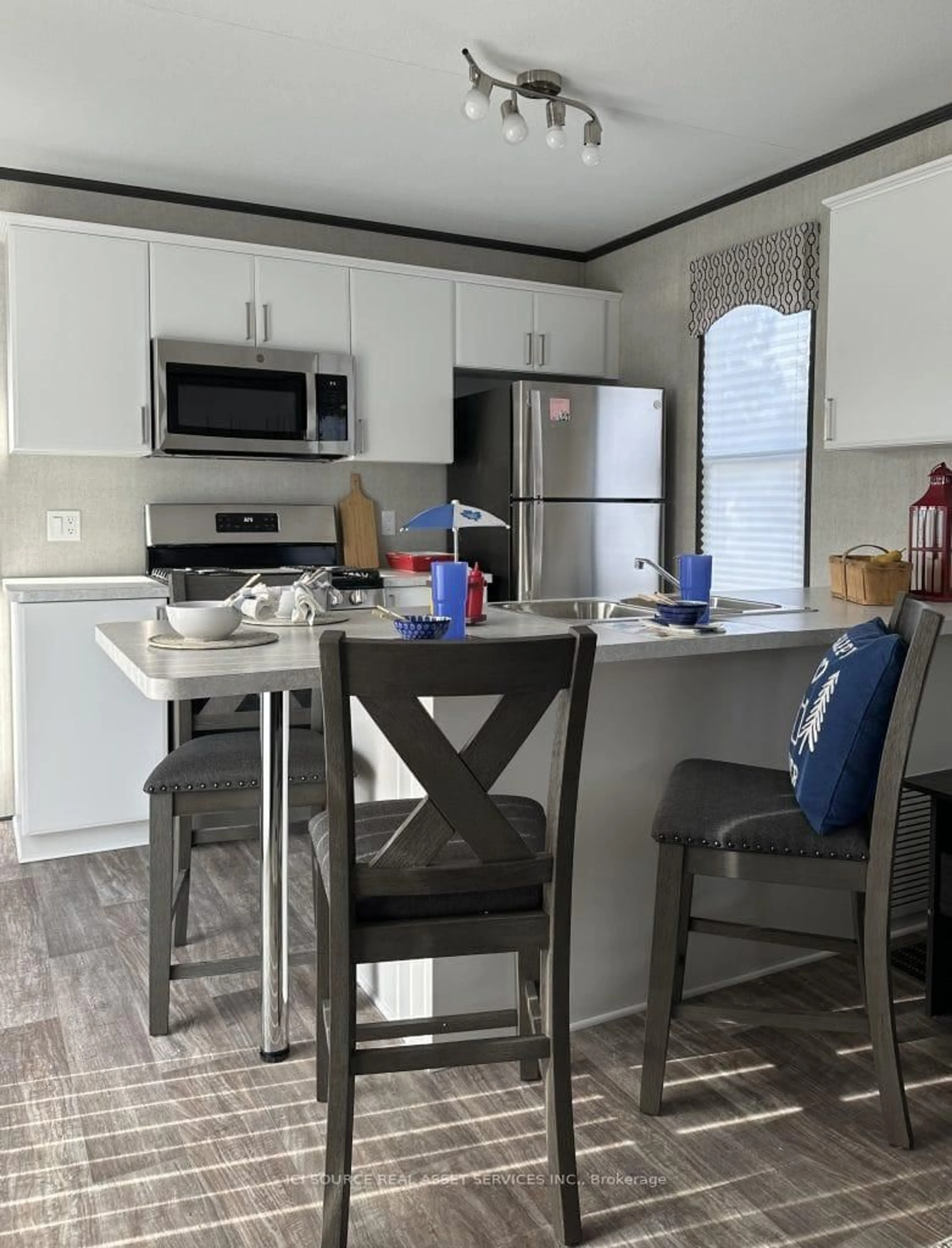 Open concept kitchen, unknown for 1047 Bonnie Lake Camp Rd Rd #WAVERLY, Bracebridge Ontario P1L 1W9