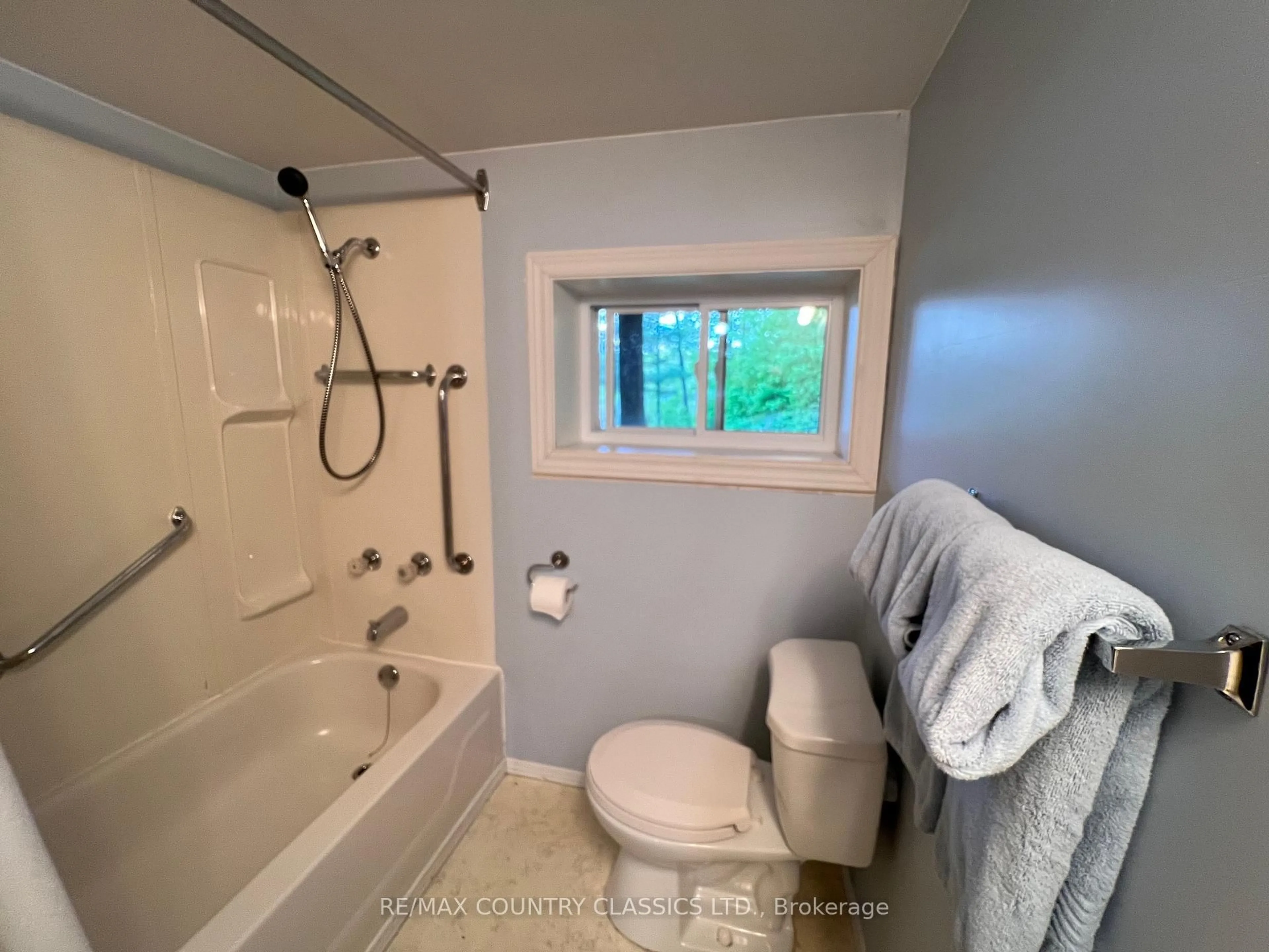 Contemporary bathroom, ceramic/tile floor for 164 Trout Lake Rd, Bancroft Ontario K0L 1C0