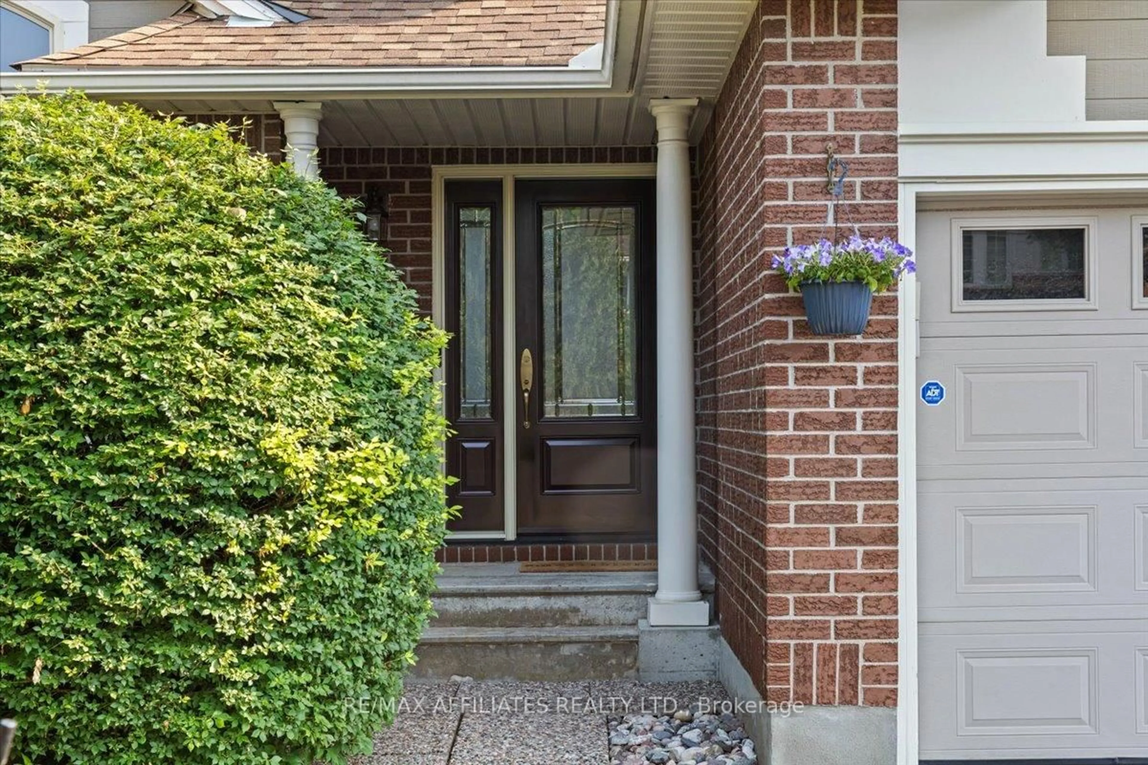 Unknown for 1713 Autumn Ridge Dr, Orleans Ontario K1C 6Y6