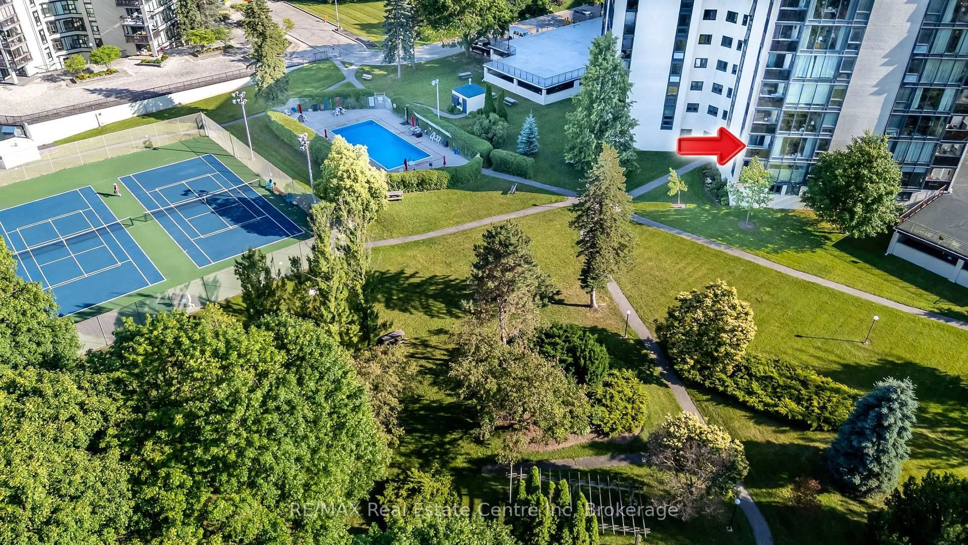 A pic from outside/outdoor area/front of a property/back of a property/a pic from drone, city buildings view from balcony for 19 Woodlawn Rd #212, Guelph Ontario N1H 7B1