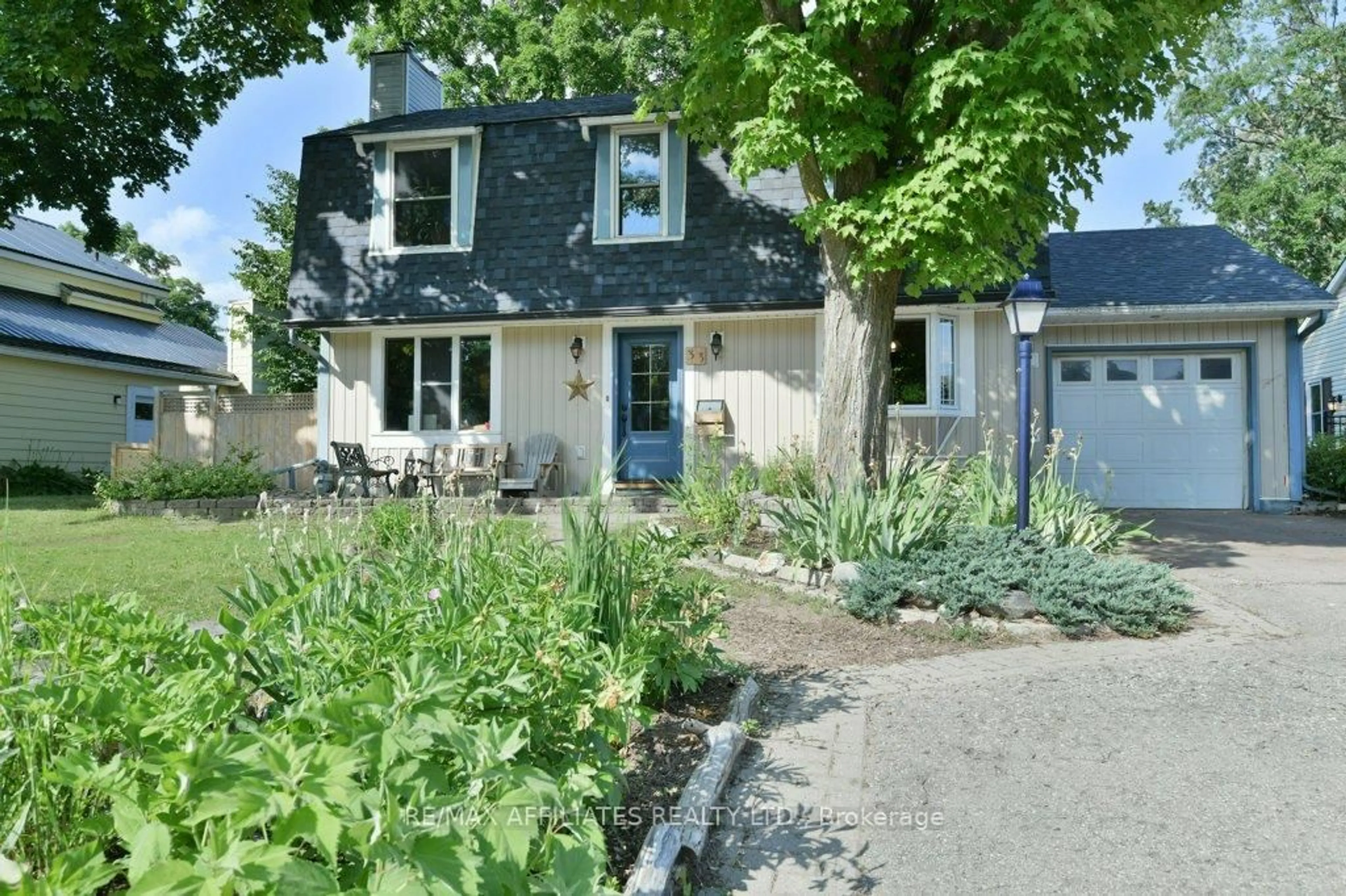 Unknown for 33 Julian St, Carleton Place Ontario K7C 3W7