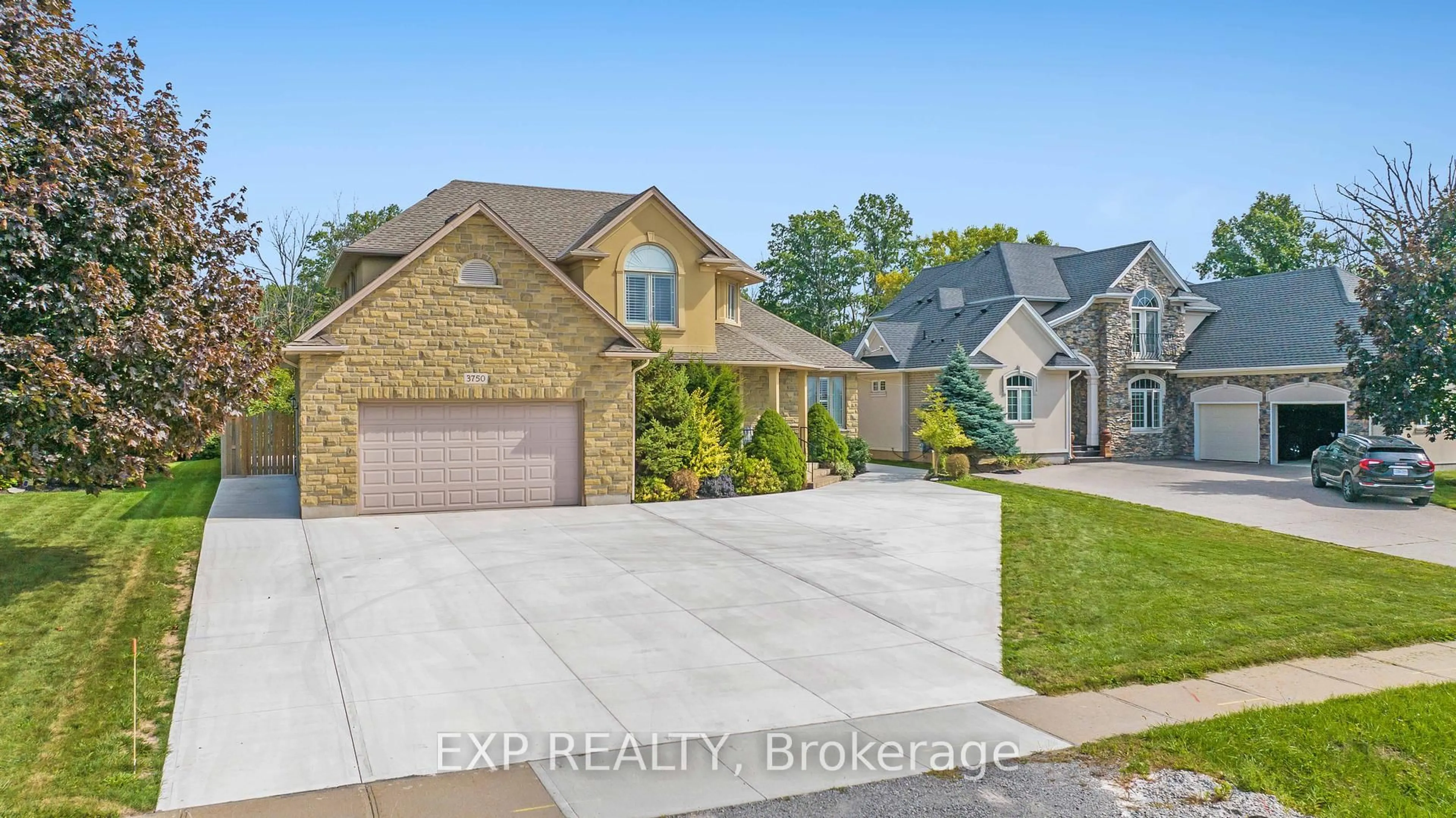 Home with brick exterior material, street for 3750 KALAR Rd, Niagara Falls Ontario L2H 0K2