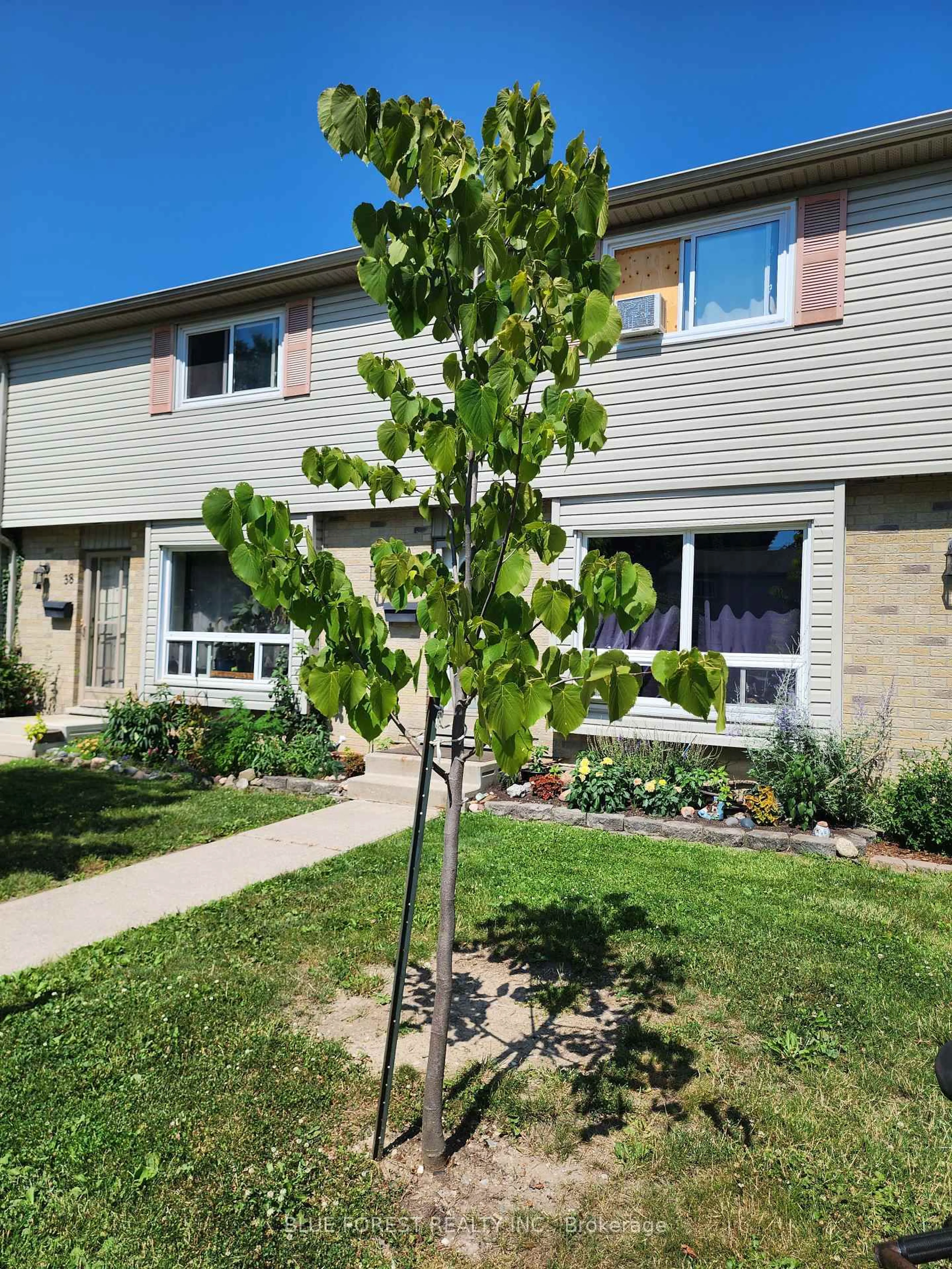 Unknown for 475 Sandringham Cres #39, London South Ontario N6C 5B9