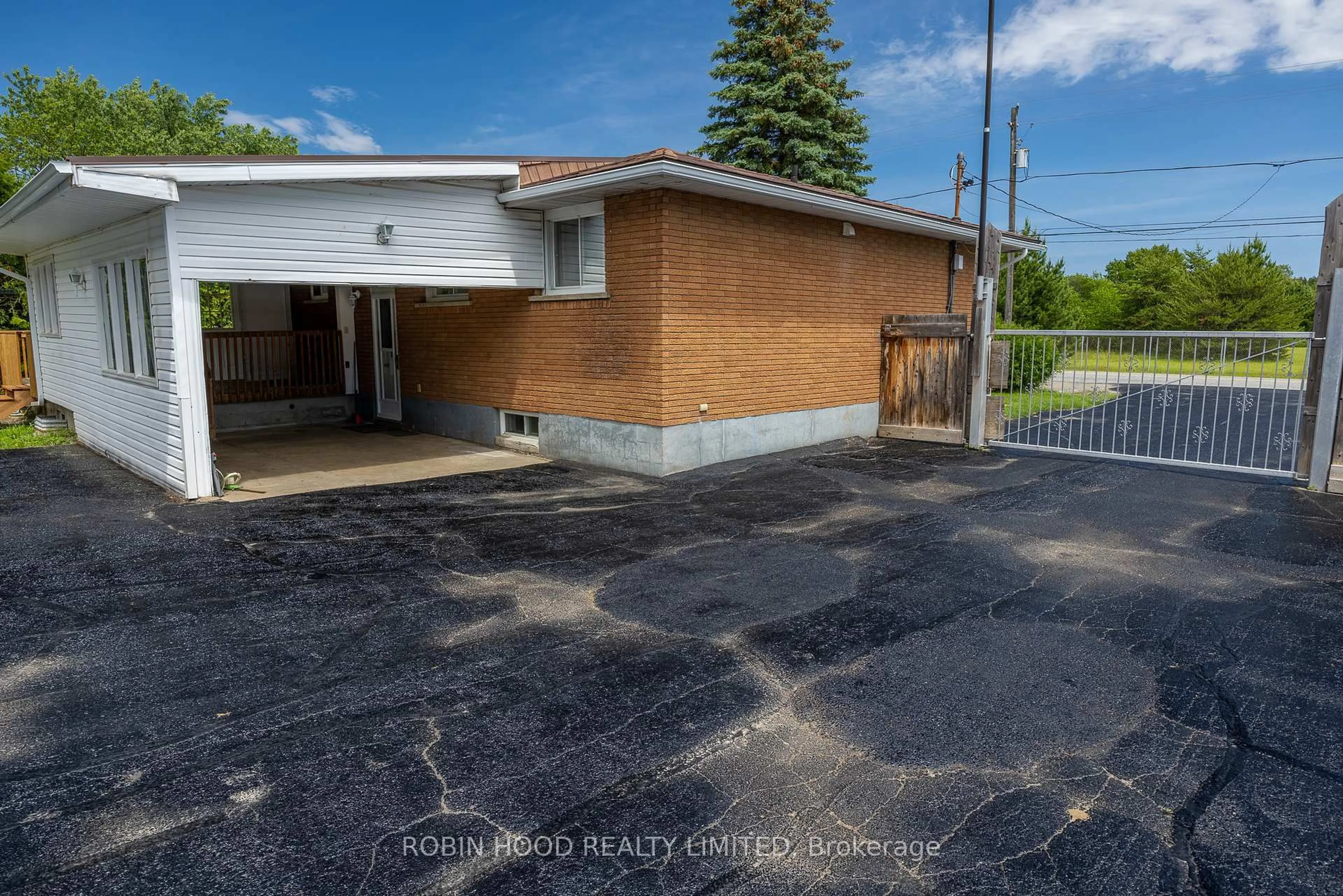 A pic from outside/outdoor area/front of a property/back of a property/a pic from drone, street for 4869 Notre Dame Ave, Greater Sudbury Ontario P3P 1X4