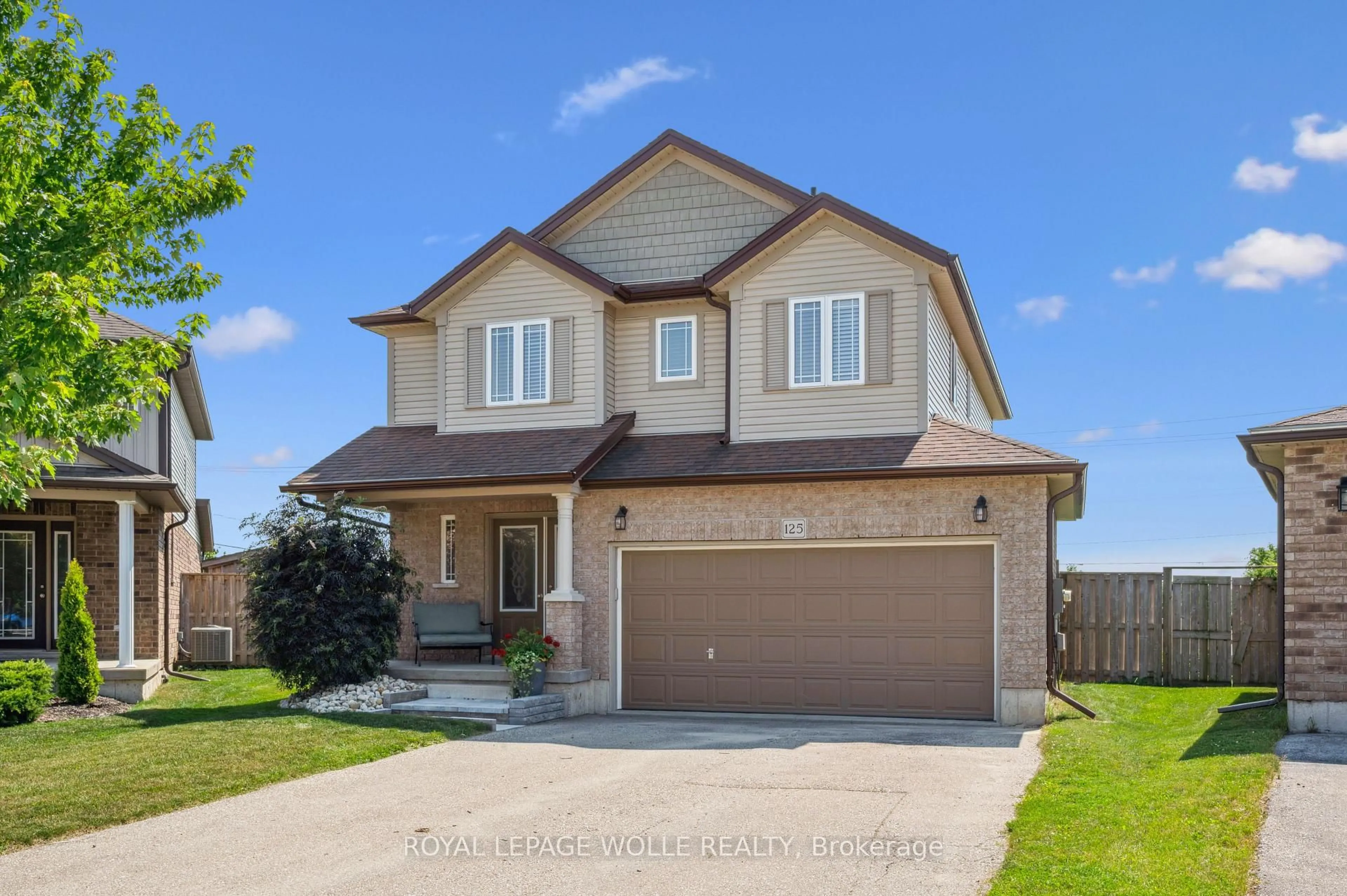 Home with brick exterior material, street for 125 Captain Mccallum Dr, Wilmot Ontario N3A 0B5