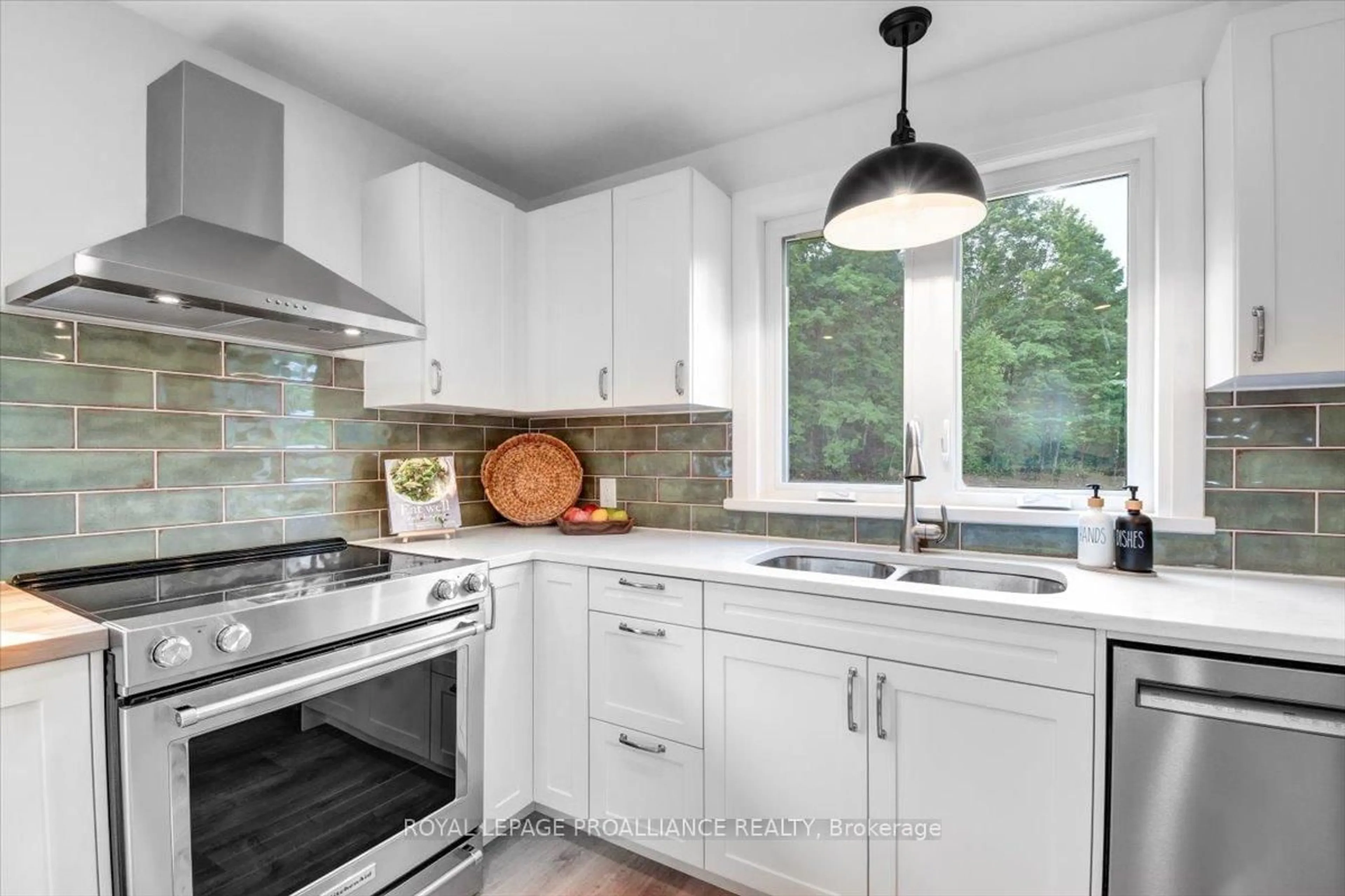 Open concept kitchen, ceramic/tile floor for 1040 Snider Rd, Cloyne Ontario K0H 1K0