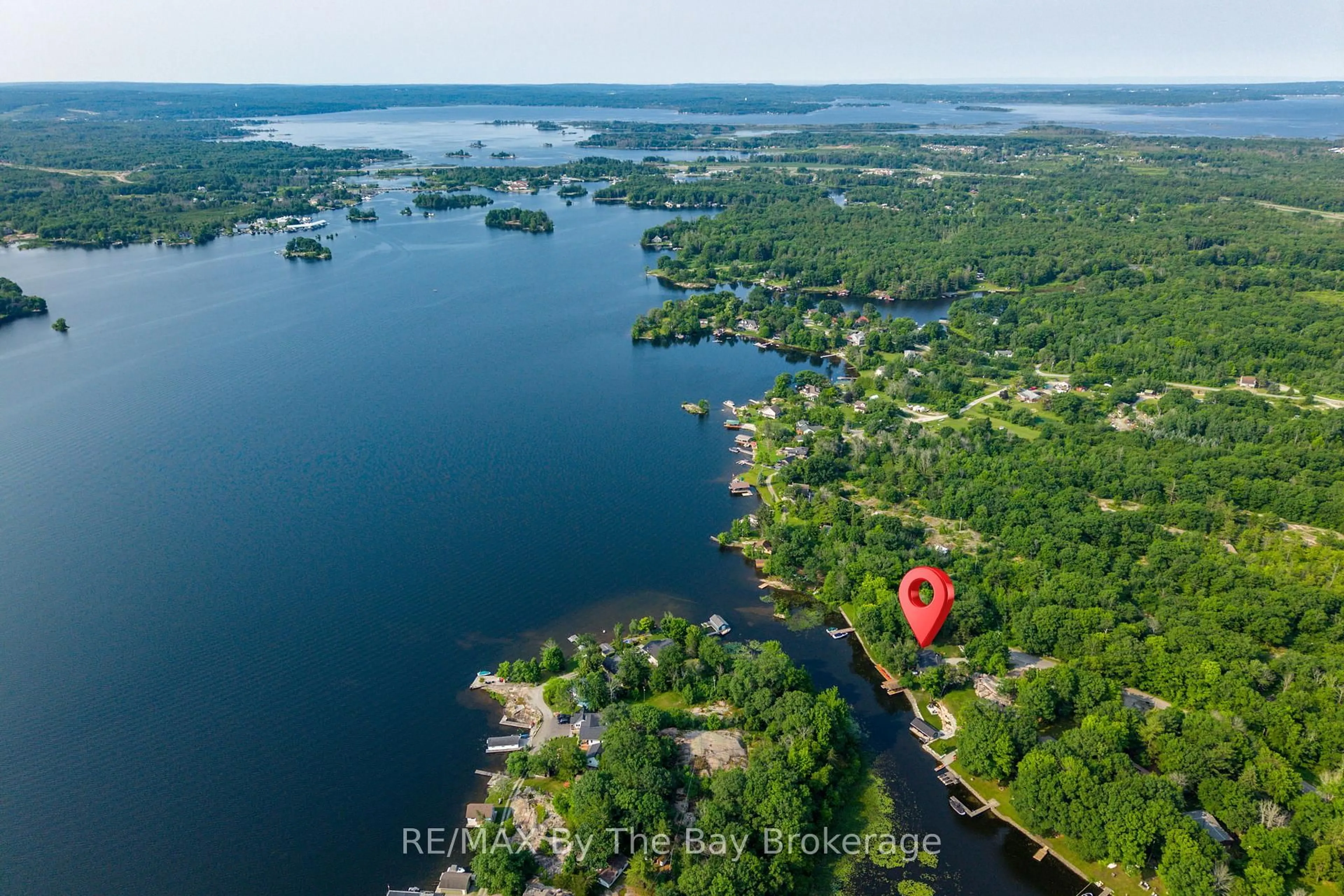 A pic from outside/outdoor area/front of a property/back of a property/a pic from drone, water/lake/river/ocean view for 25 HeathValley Tr, Georgian Bay Ontario L0K 1S0
