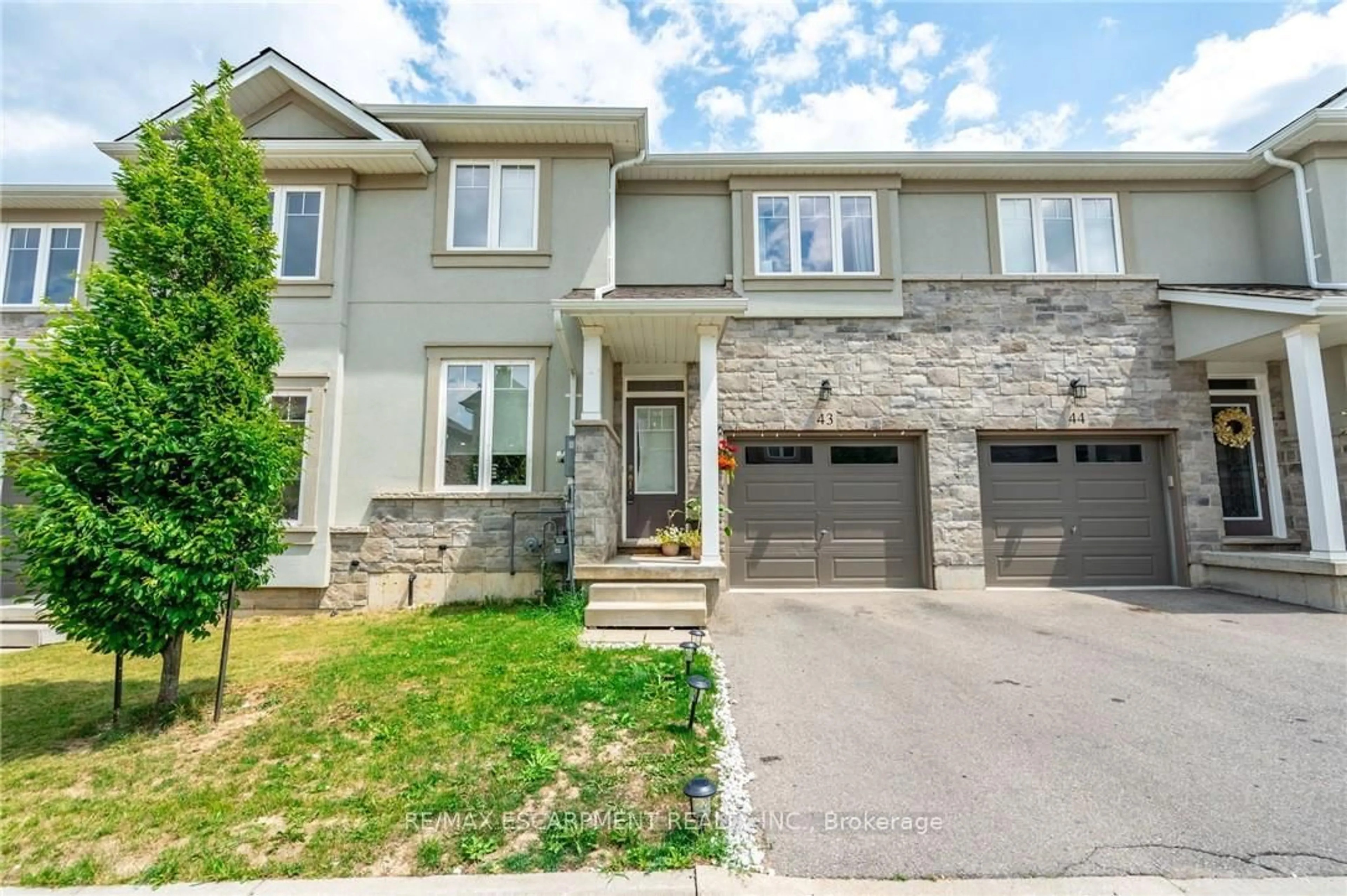 Unknown for 120 Vineberg Dr #43, Hamilton Ontario L8W 4A3