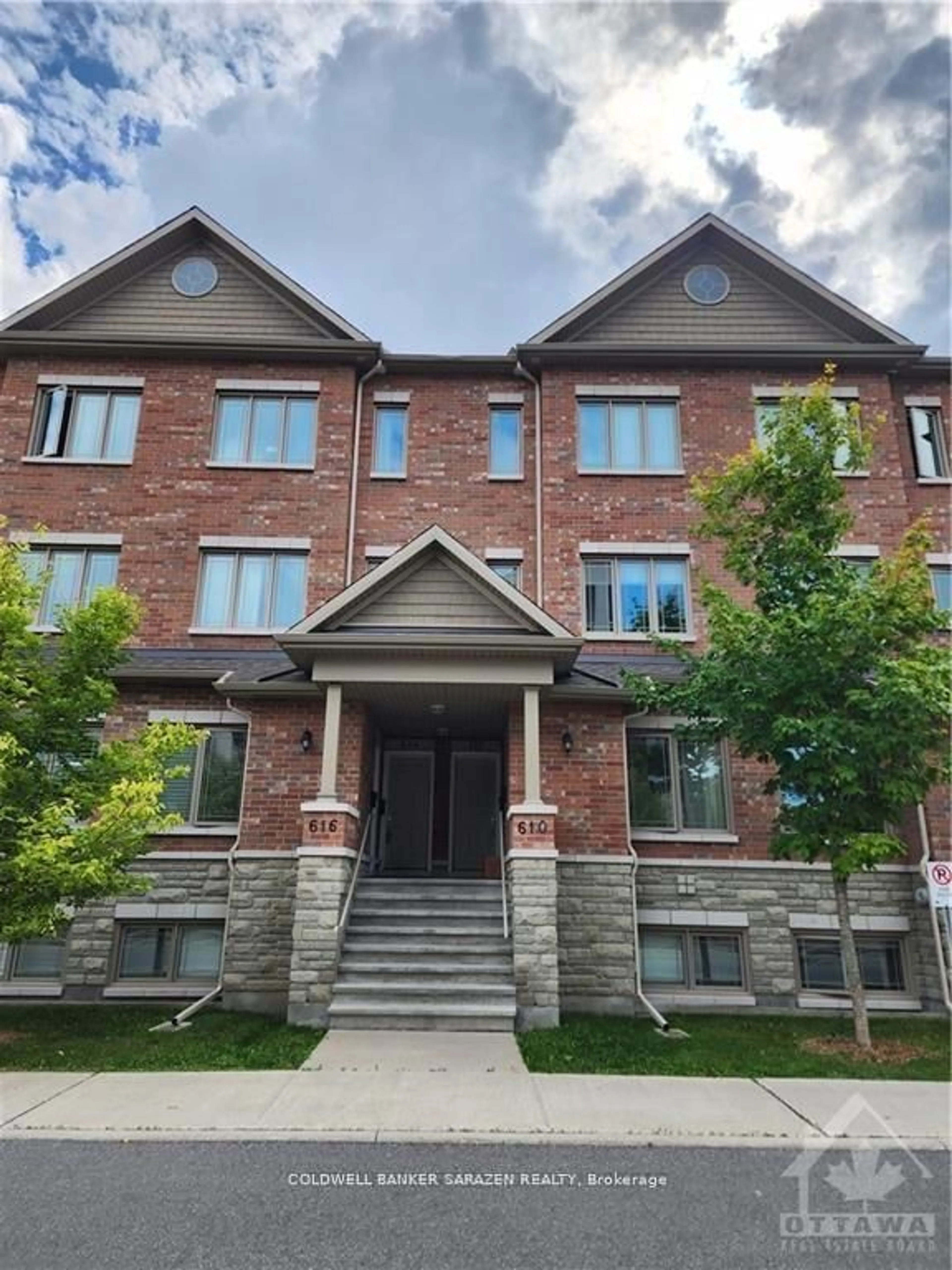 Home with brick exterior material, building for 612 Danaca Private, Ottawa Ontario K1K 2V7