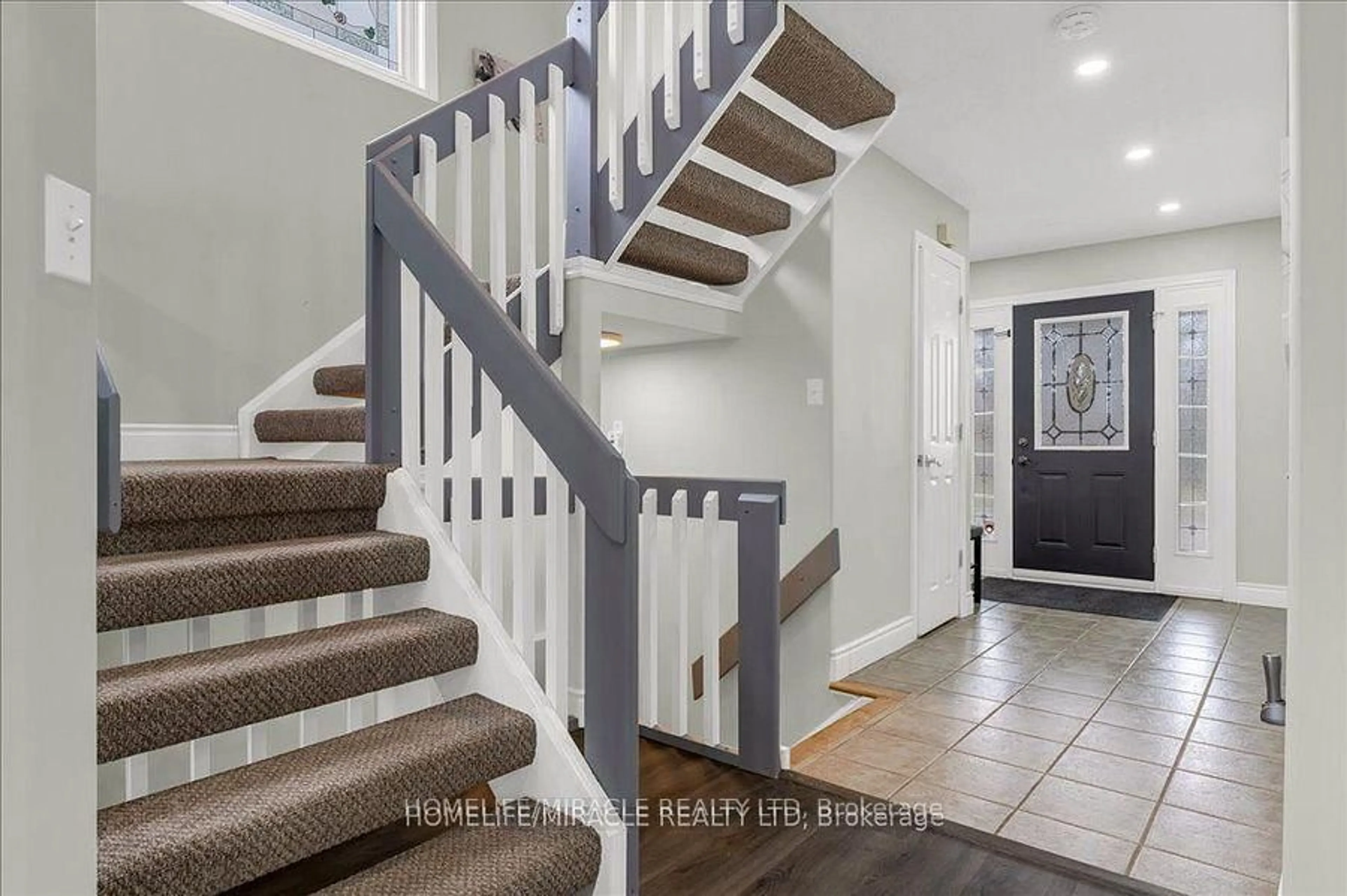 Stairs for 14 Snow Goose Cres, Woolwich Ontario N3B 3M4