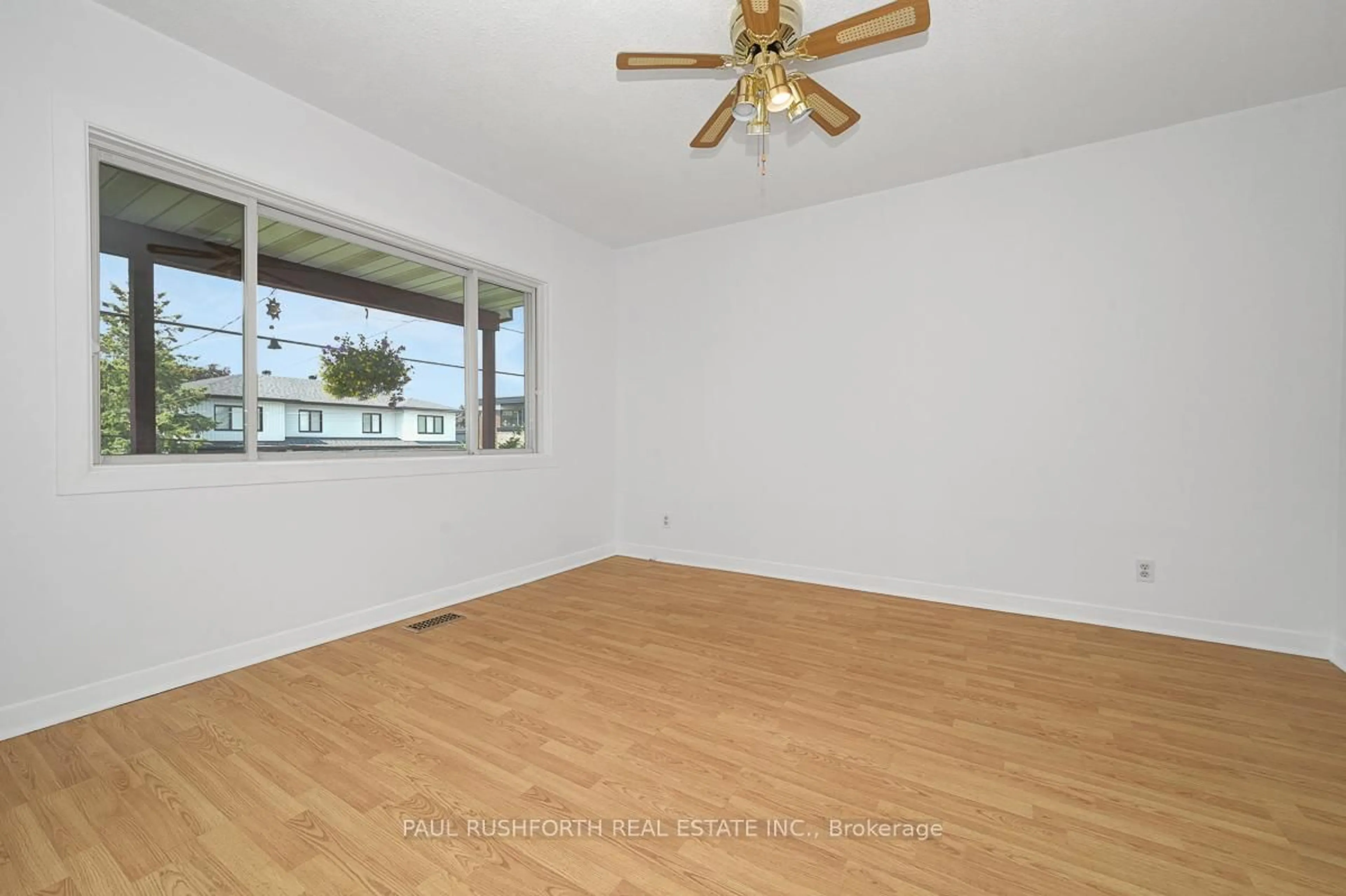 A pic of a room for 7028 Notre Dame St, Ottawa Ontario K1C 1H7