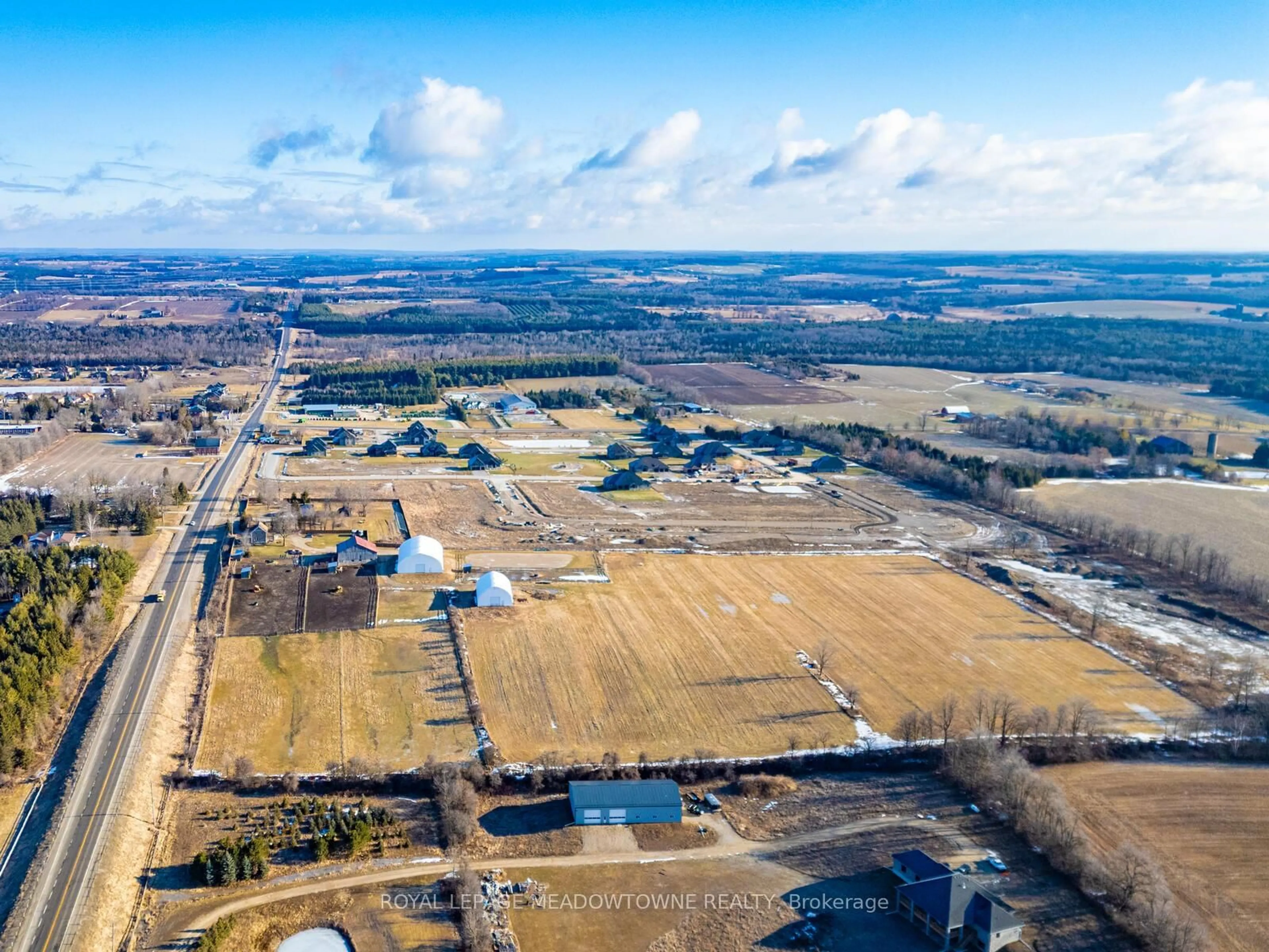 A pic from outside/outdoor area/front of a property/back of a property/a pic from drone, unknown for 8863 Wellington 124 Rd, Erin Ontario N1H 6H7