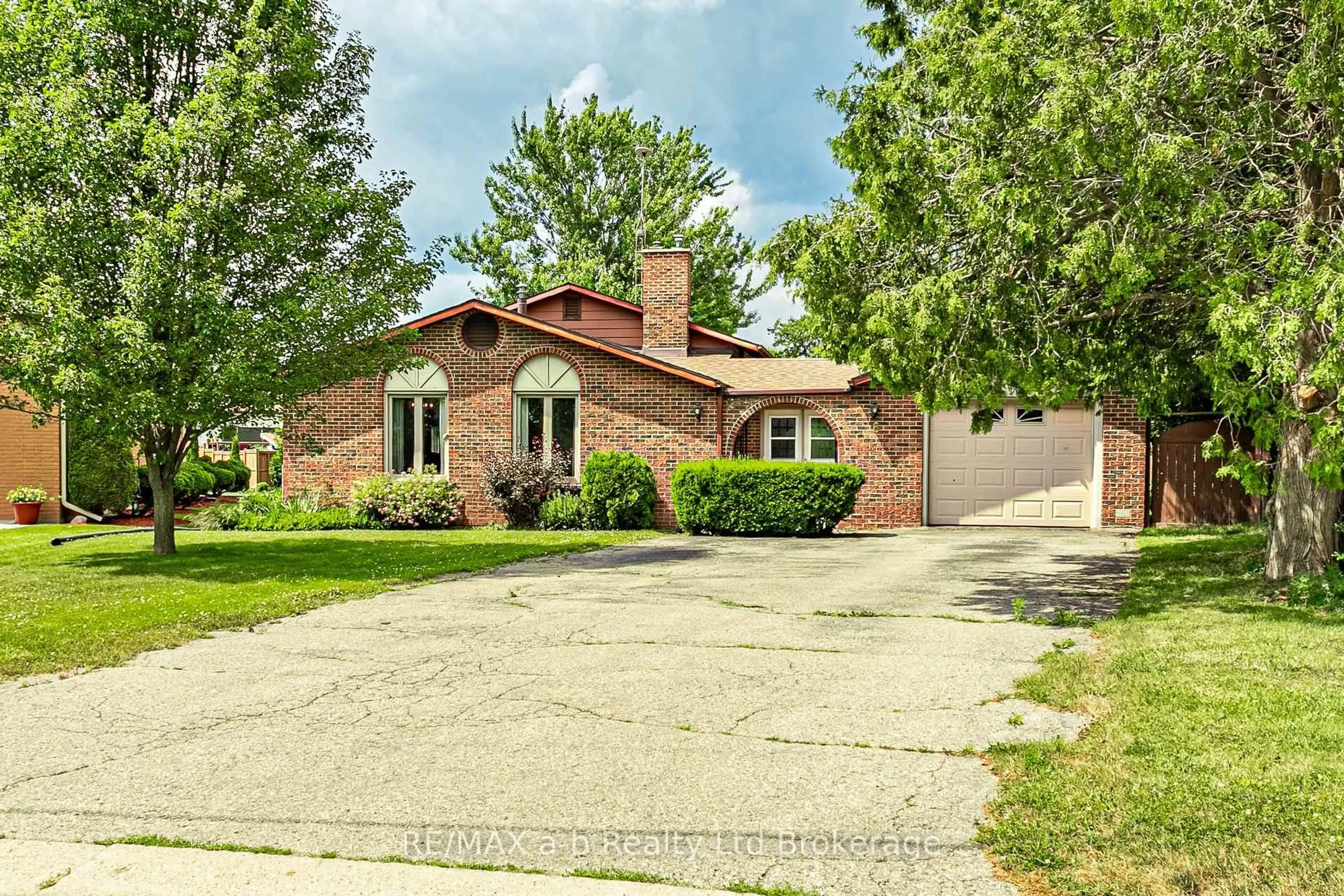 Home with brick exterior material, street for 6 Kirwin Dr, Ingersoll Ontario N5C 3M3