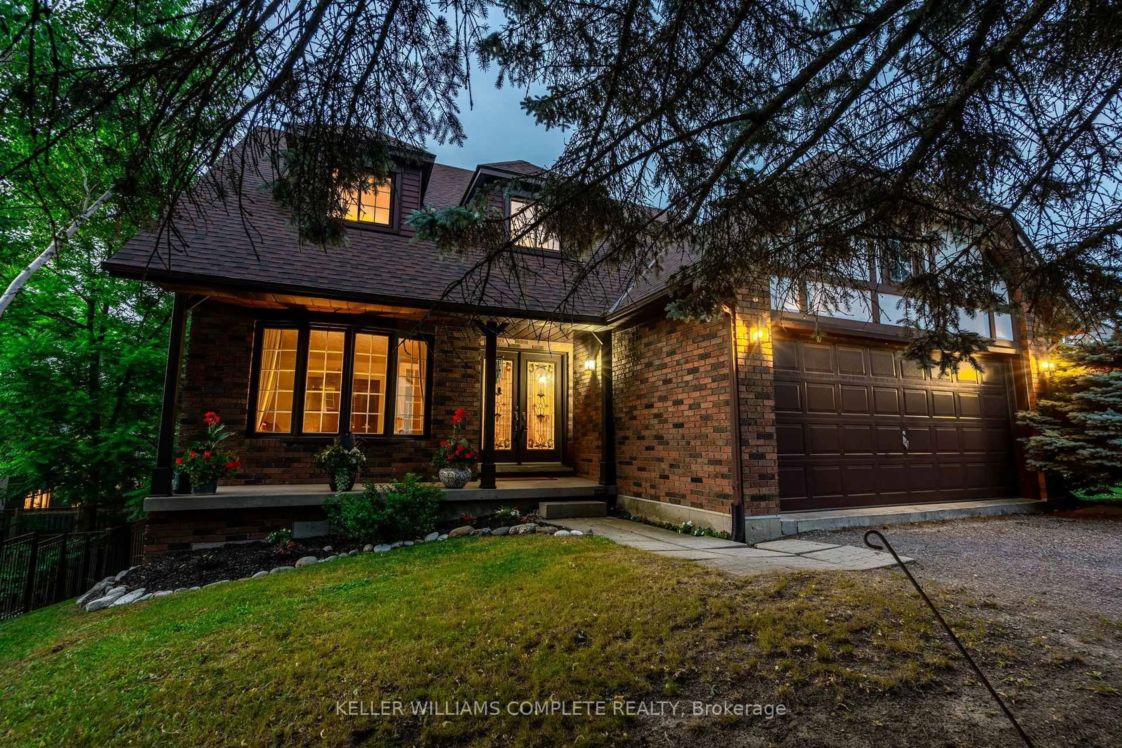 Home with brick exterior material, street for 95 Bluebell Cres, Hamilton Ontario L9K 1E9