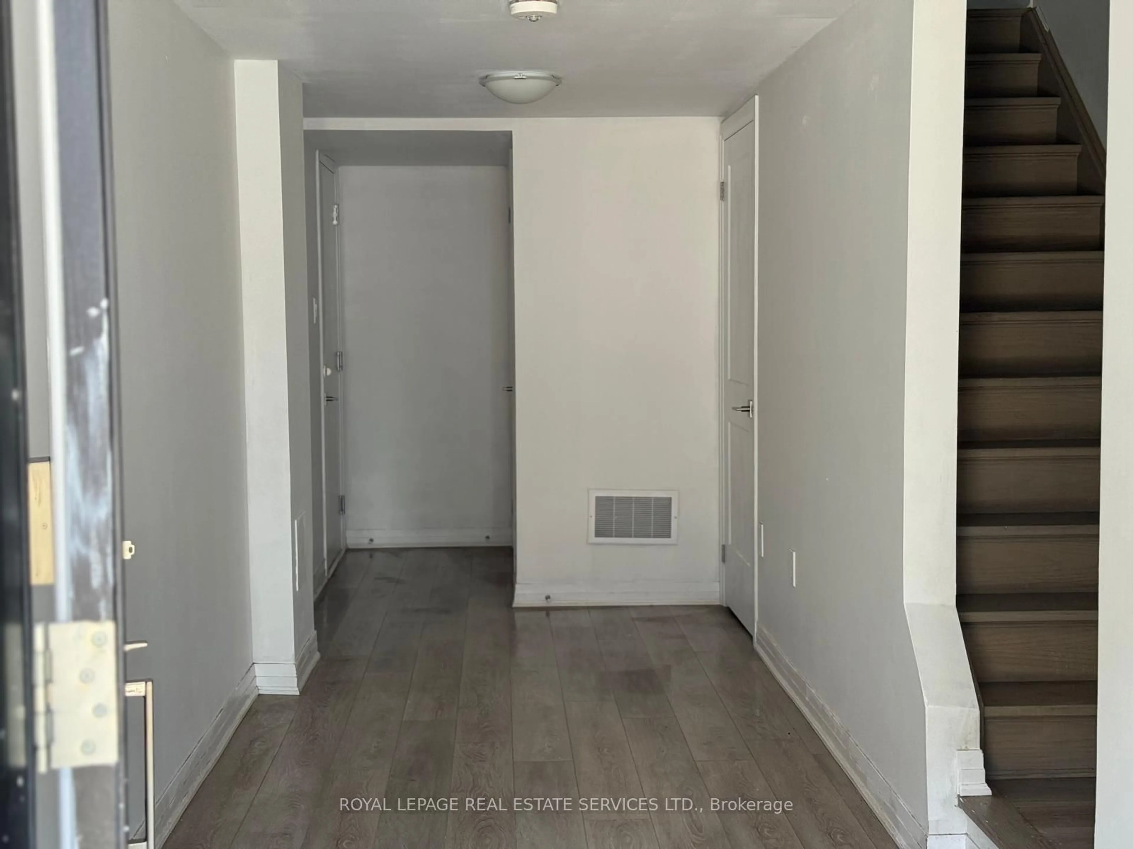 A pic of a room for 51 Sparrow Ave #70, Cambridge Ontario N1T 0E5