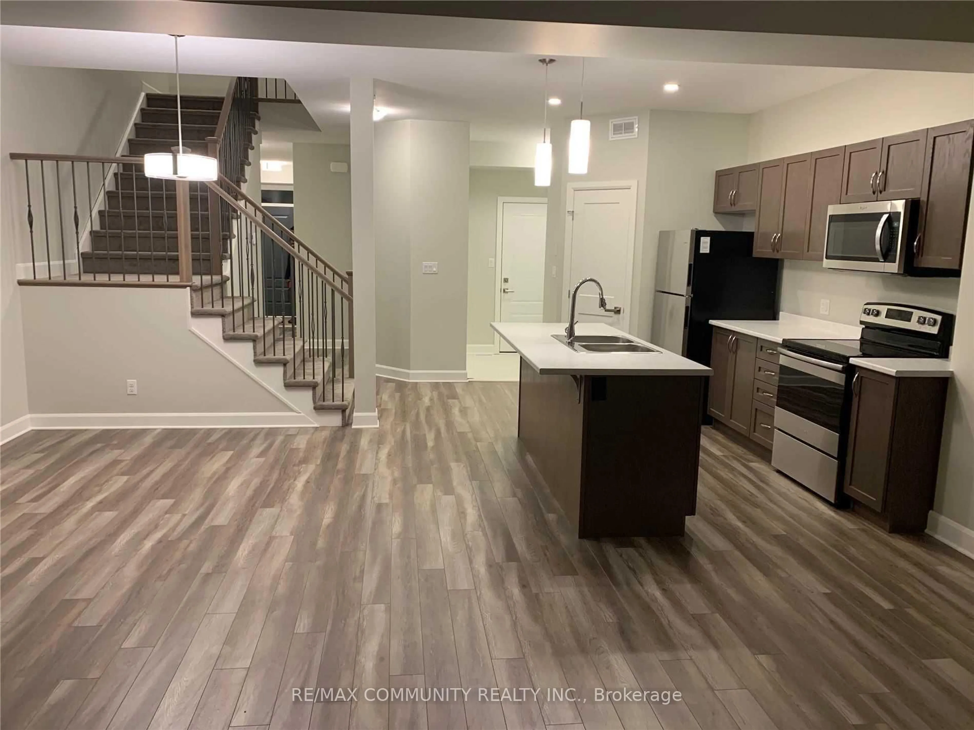Open concept kitchen, unknown for 1209 Max Cres, Kingston Ontario K7M 3L8