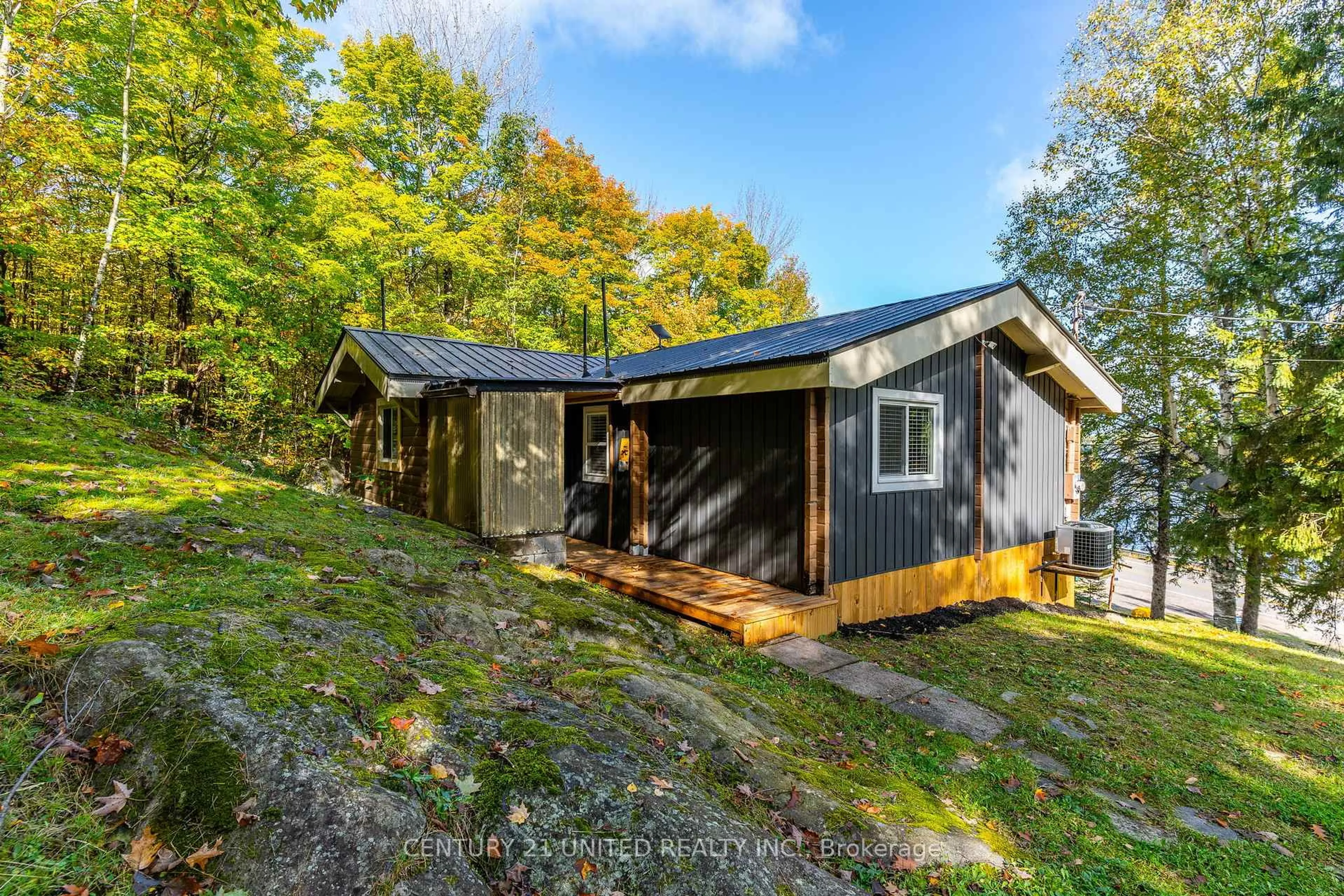 Shed for 19181 Highway #35, Algonquin Highlands Ontario K0M 1S0