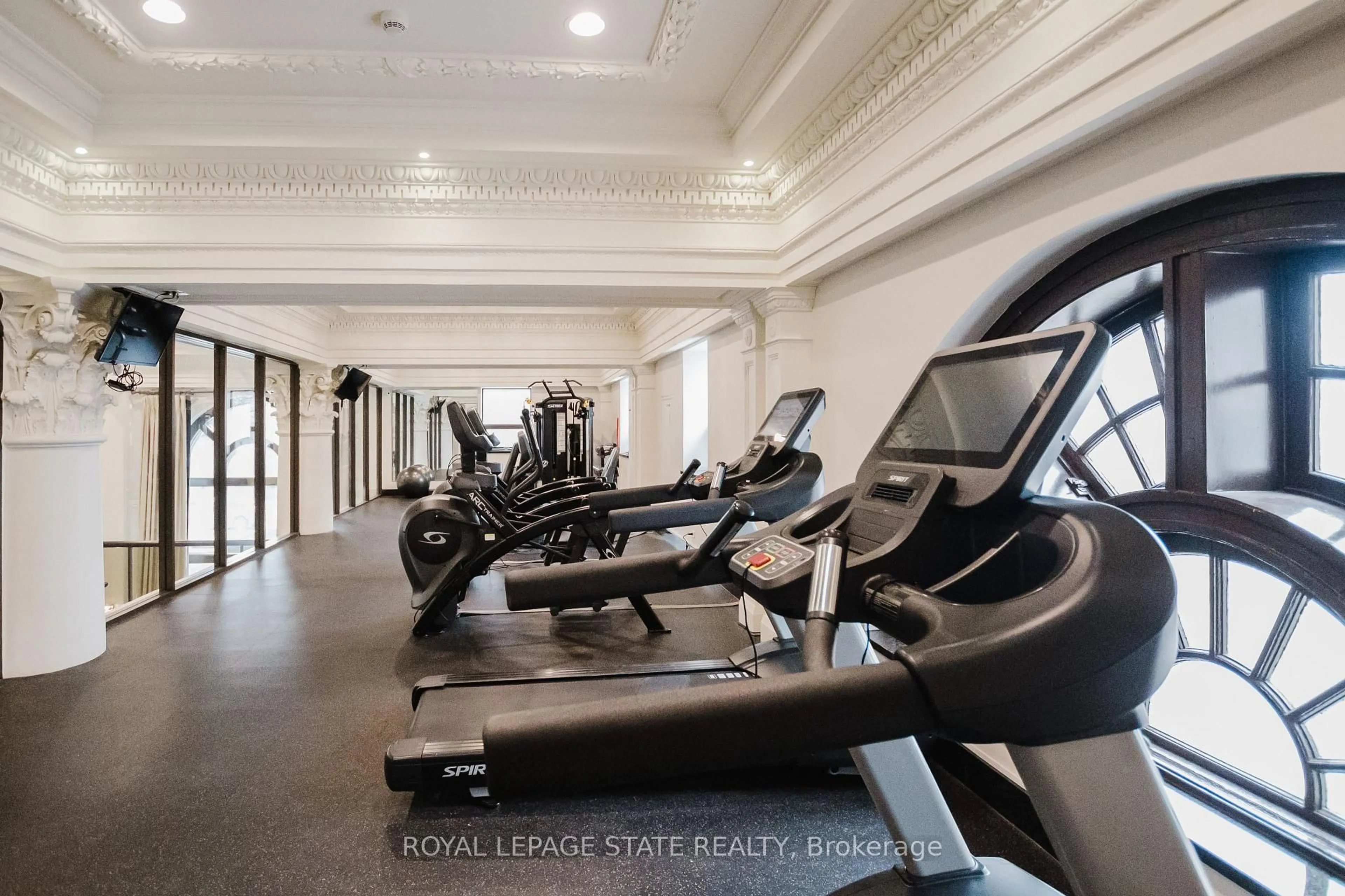 Gym or fitness room for 118 King St #LPH13, Hamilton Ontario L8N 1A8