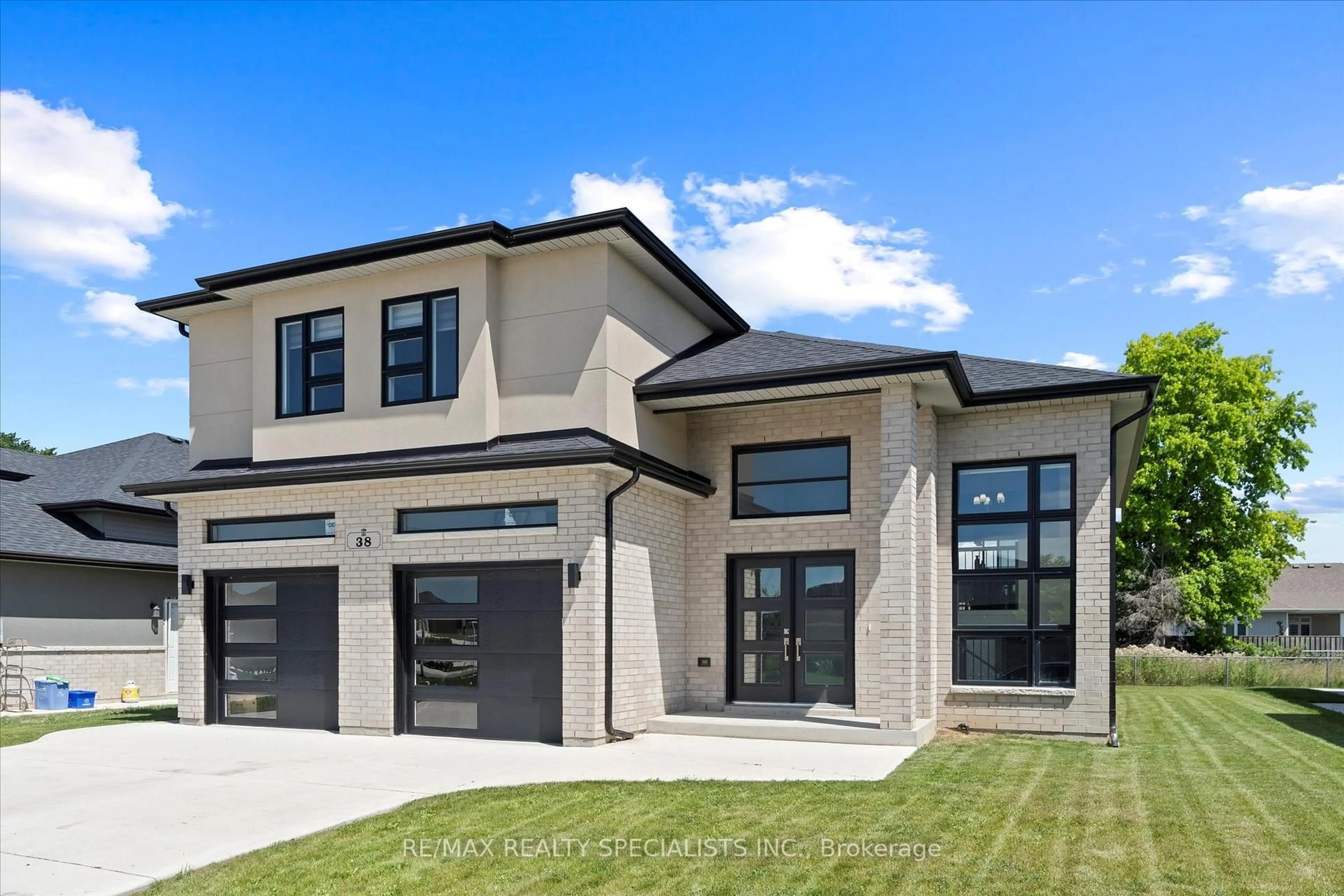 Home with brick exterior material, street for 38 Noble Crt, Amherstburg Ontario N9V 4B6