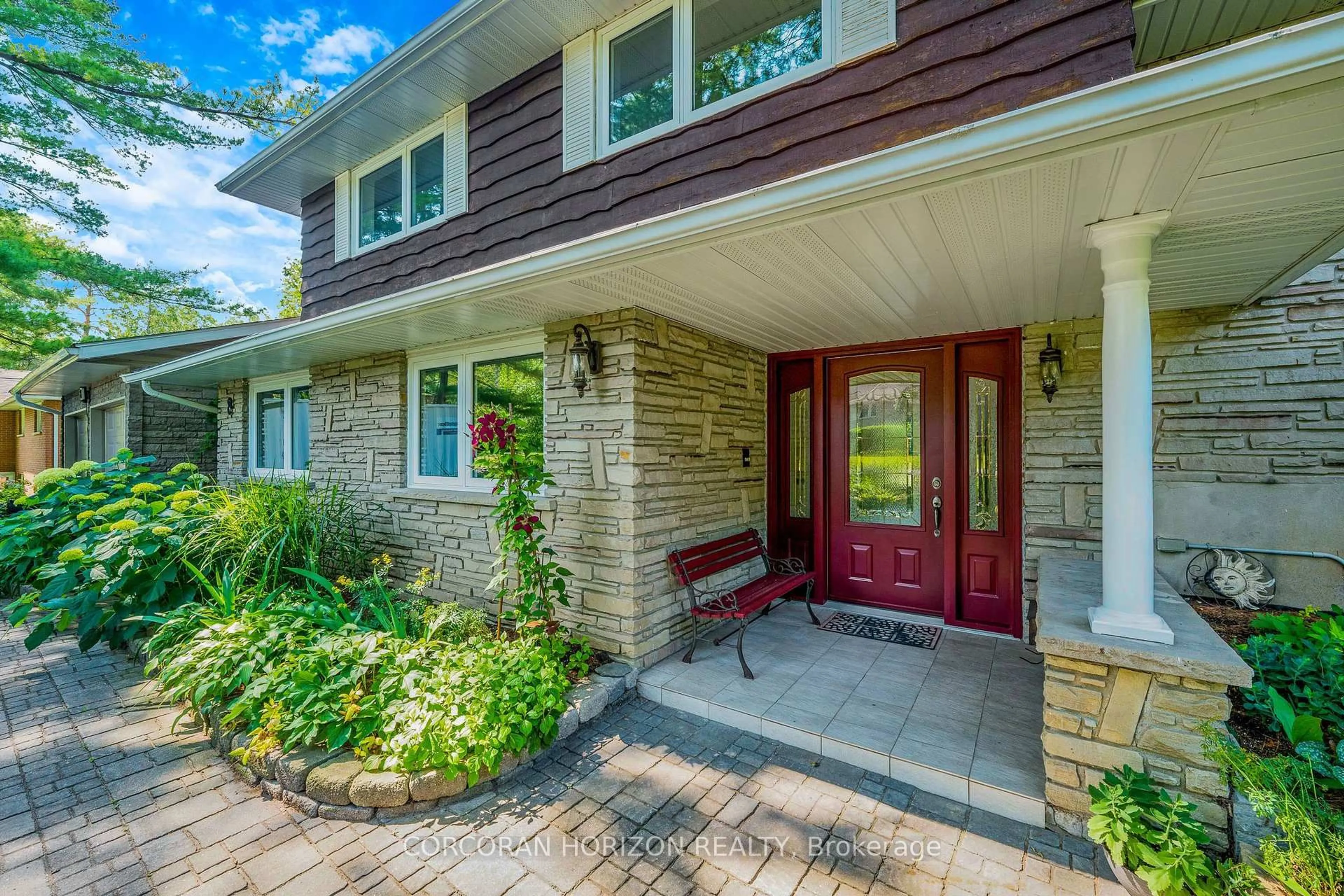 Home with brick exterior material, street for 8 Sunbridge Cres, Kitchener Ontario N2K 1T3