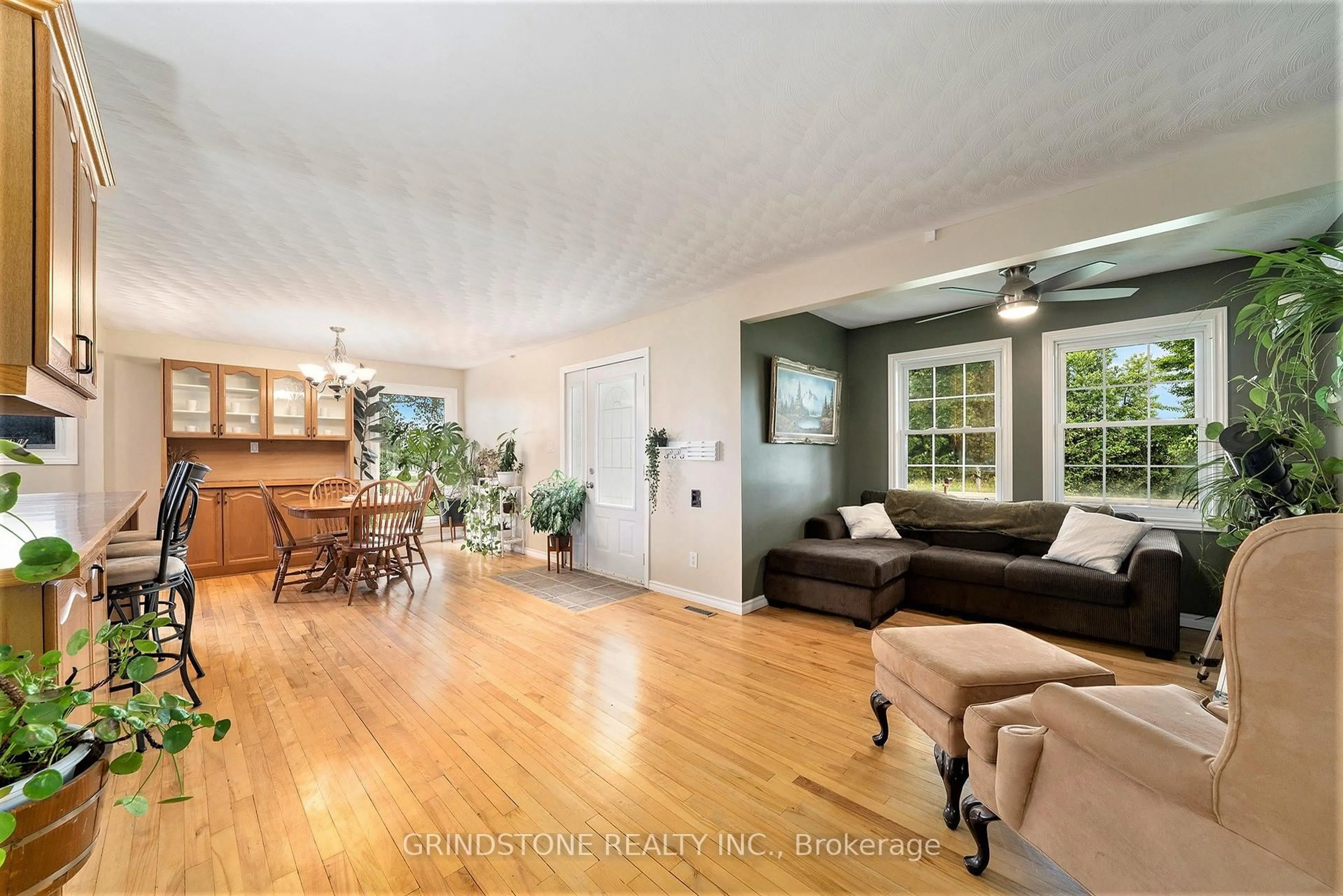 Living room with furniture, unknown for 11754 Highway 15 Highway, Montague Ontario K7A 0G9