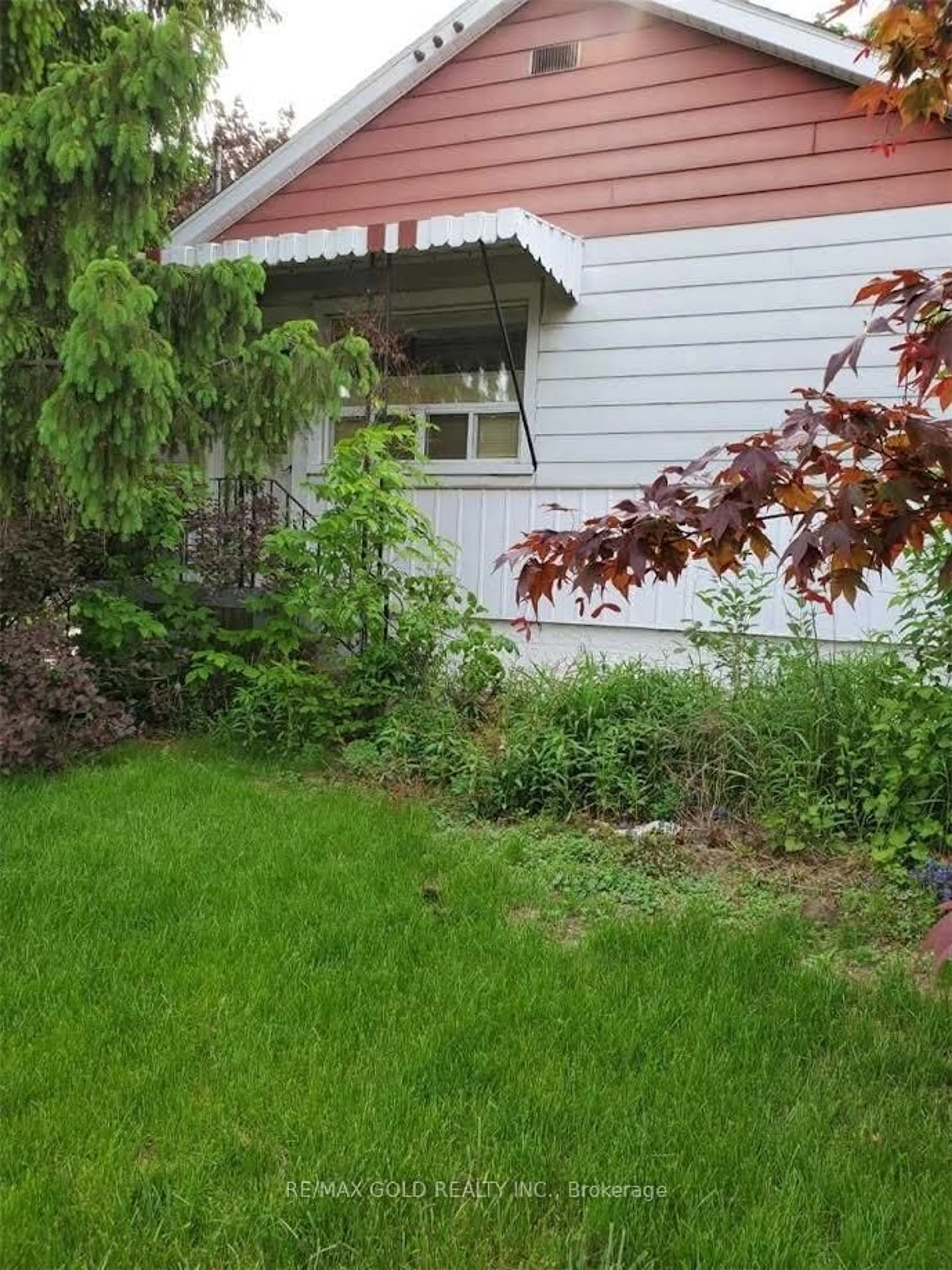 Unknown for 314 West 2nd St, Hamilton Ontario L9C 3H2