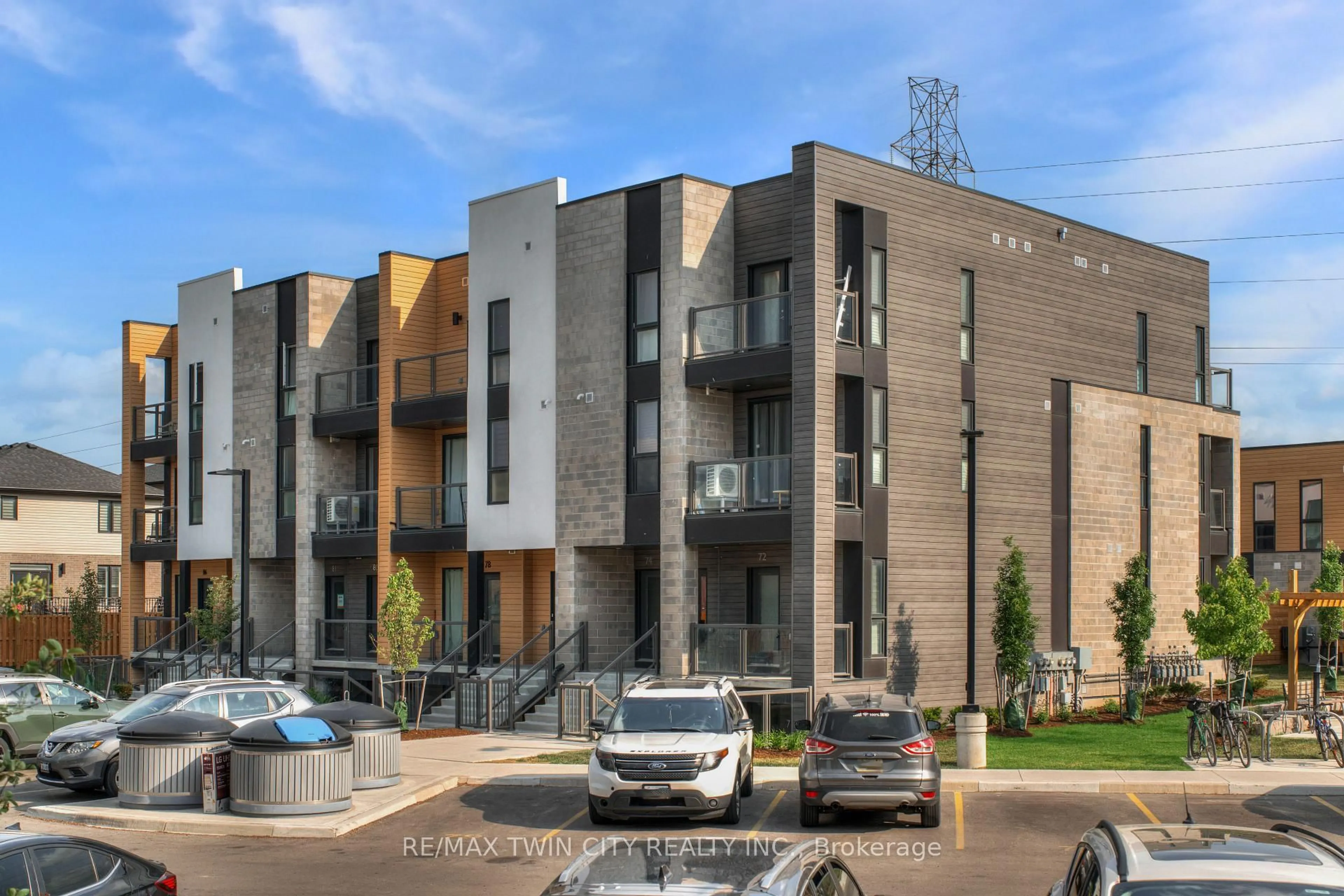 Unknown for 261 Woodbine Ave #86, Kitchener Ontario N2R 0S7