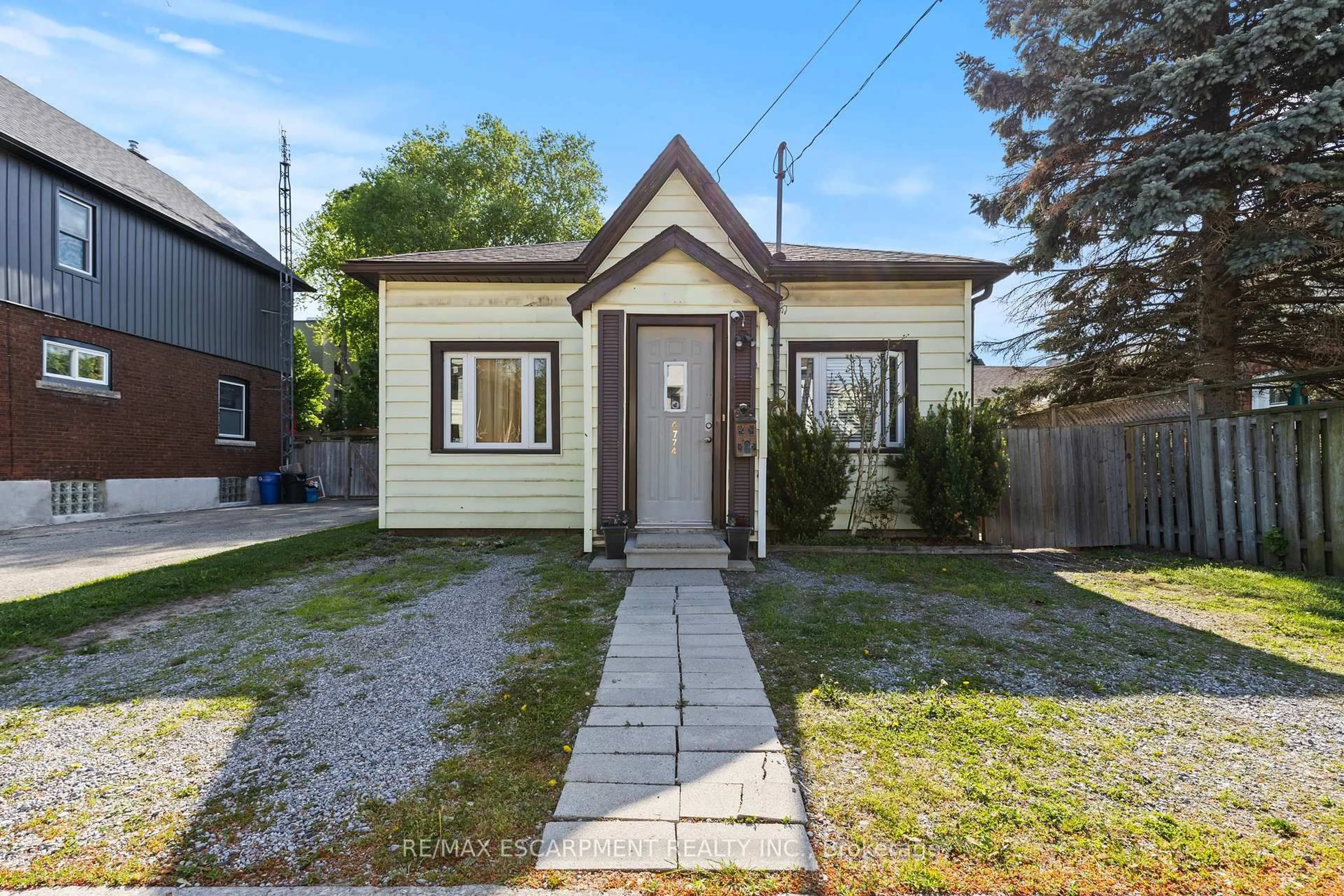 Unknown for 4774 Saint Clair Ave, Niagara Falls Ontario L2E 3T1