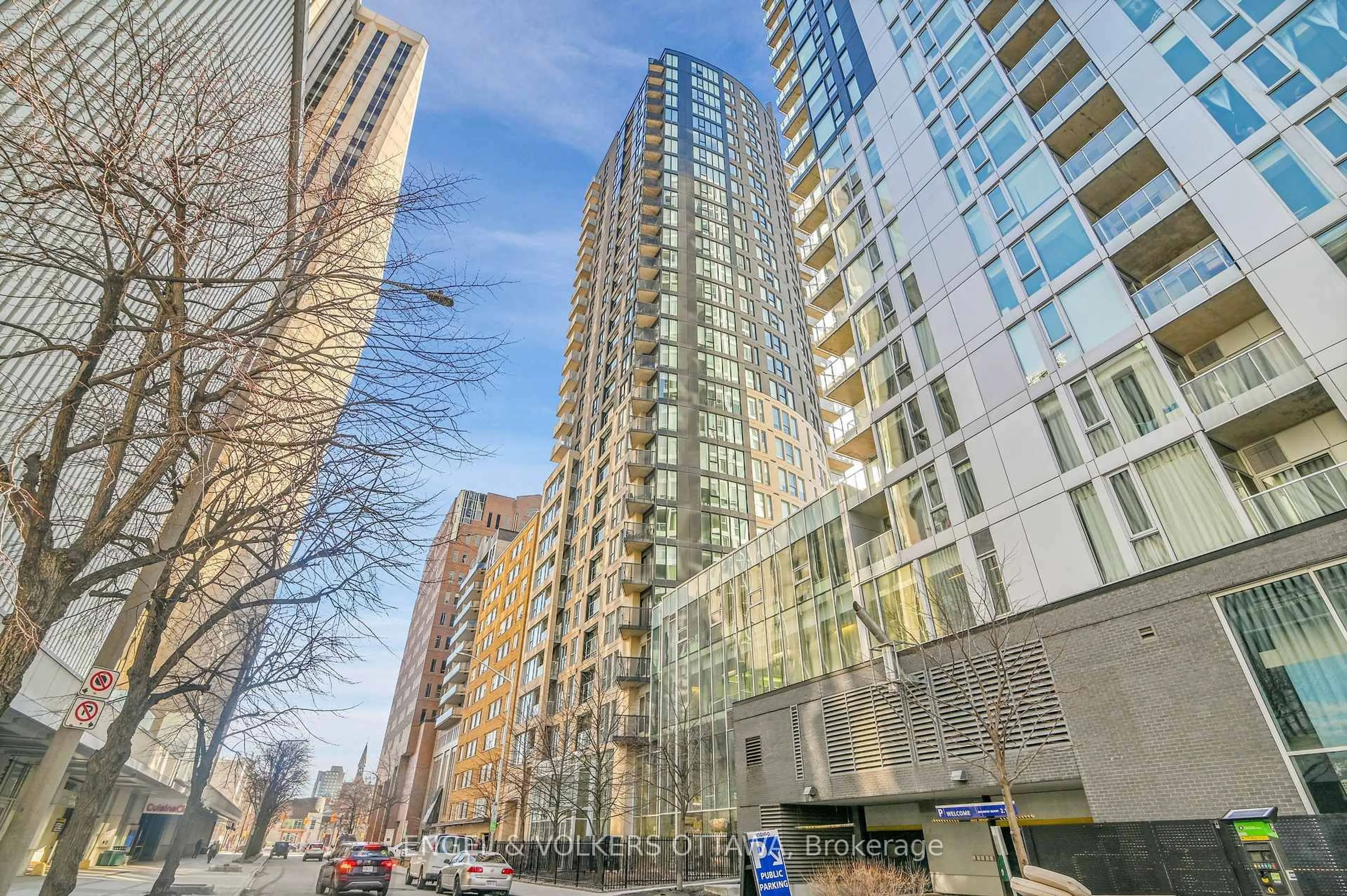 Unknown for 40 Nepean St #1304, Ottawa Ontario K2P 0X5