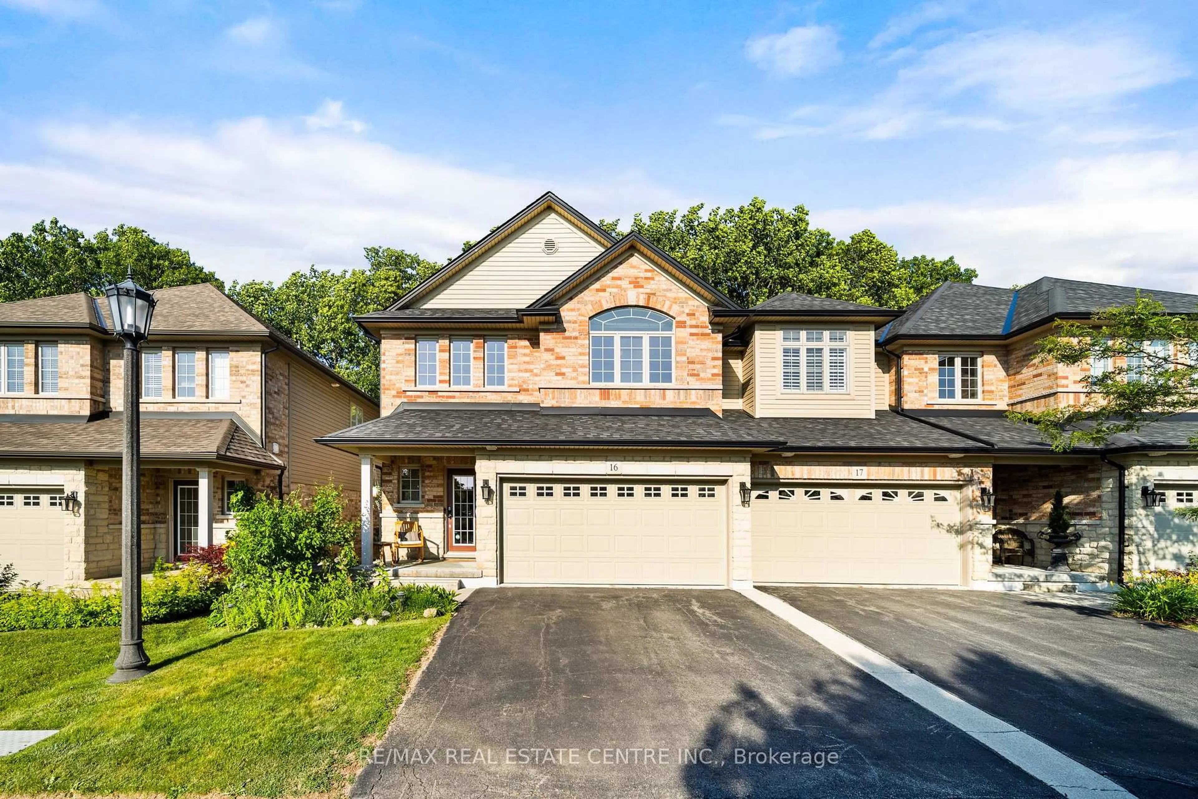 Home with brick exterior material, street for 441 Stonehenge Dr #16, Hamilton Ontario L9K 0B1