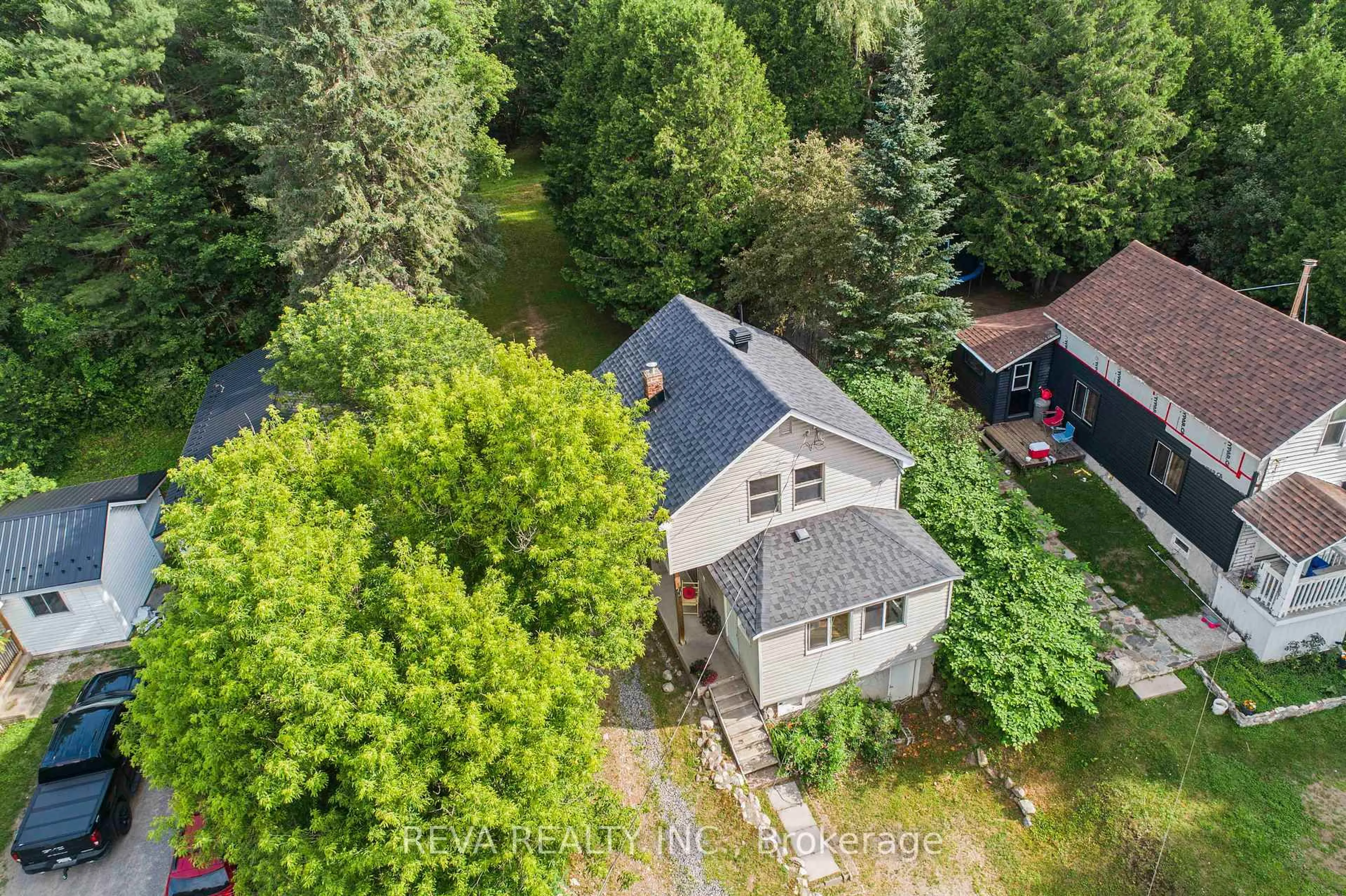 A pic from outside/outdoor area/front of a property/back of a property/a pic from drone, unknown for 78 Bridge St, Bancroft Ontario K0L 1C0