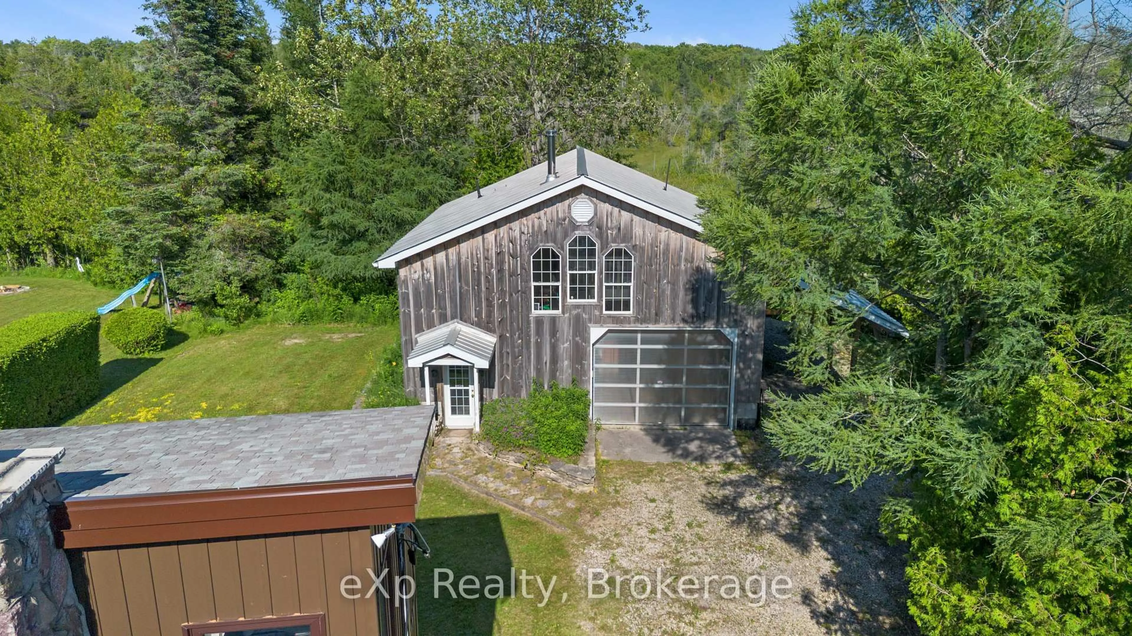 A pic from outside/outdoor area/front of a property/back of a property/a pic from drone, building for 329 Bay St, South Bruce Peninsula Ontario N0H 2T0