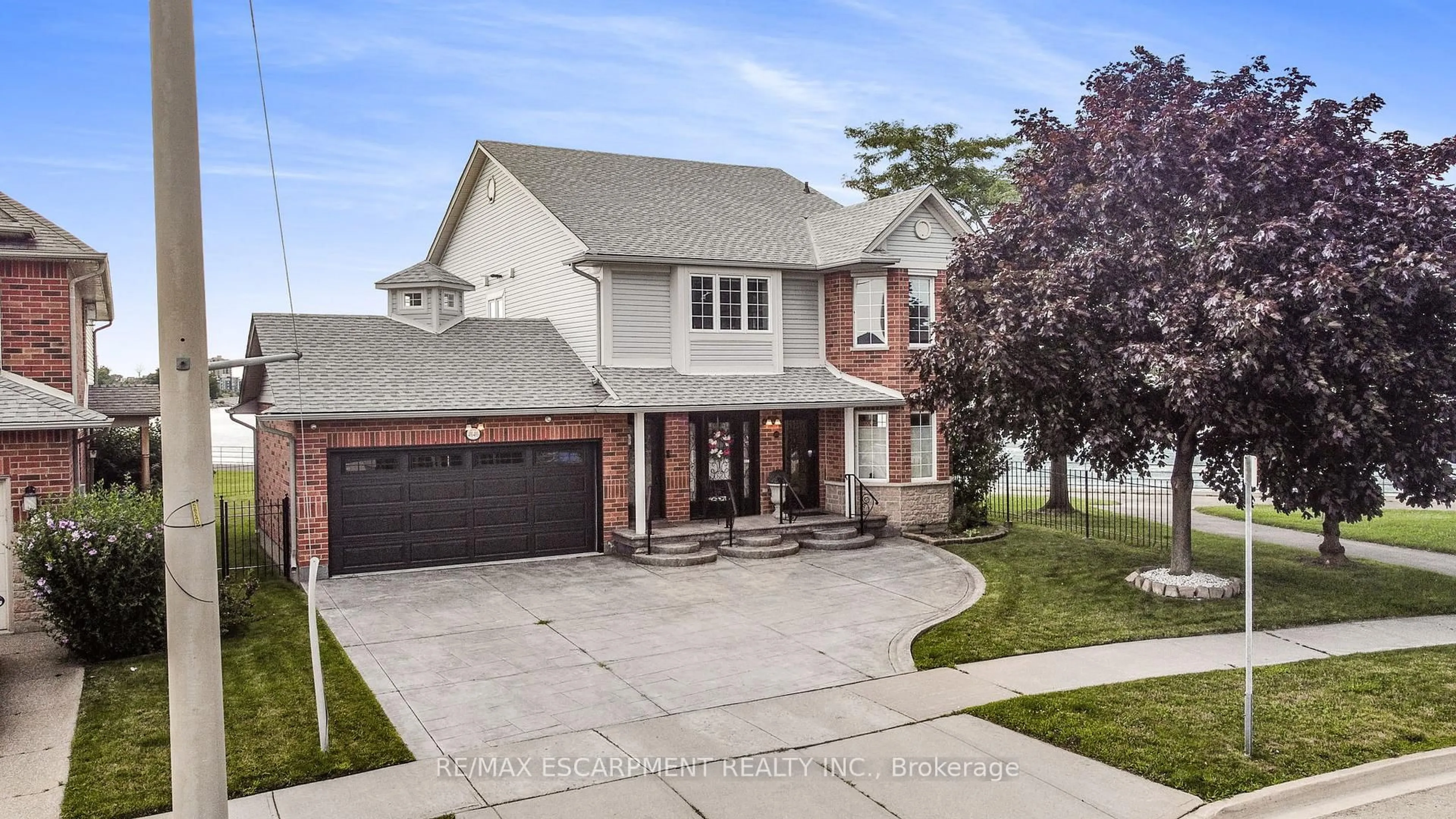 Home with brick exterior material, street for 491-493 Dewitt Rd, Hamilton Ontario L8E 5W8