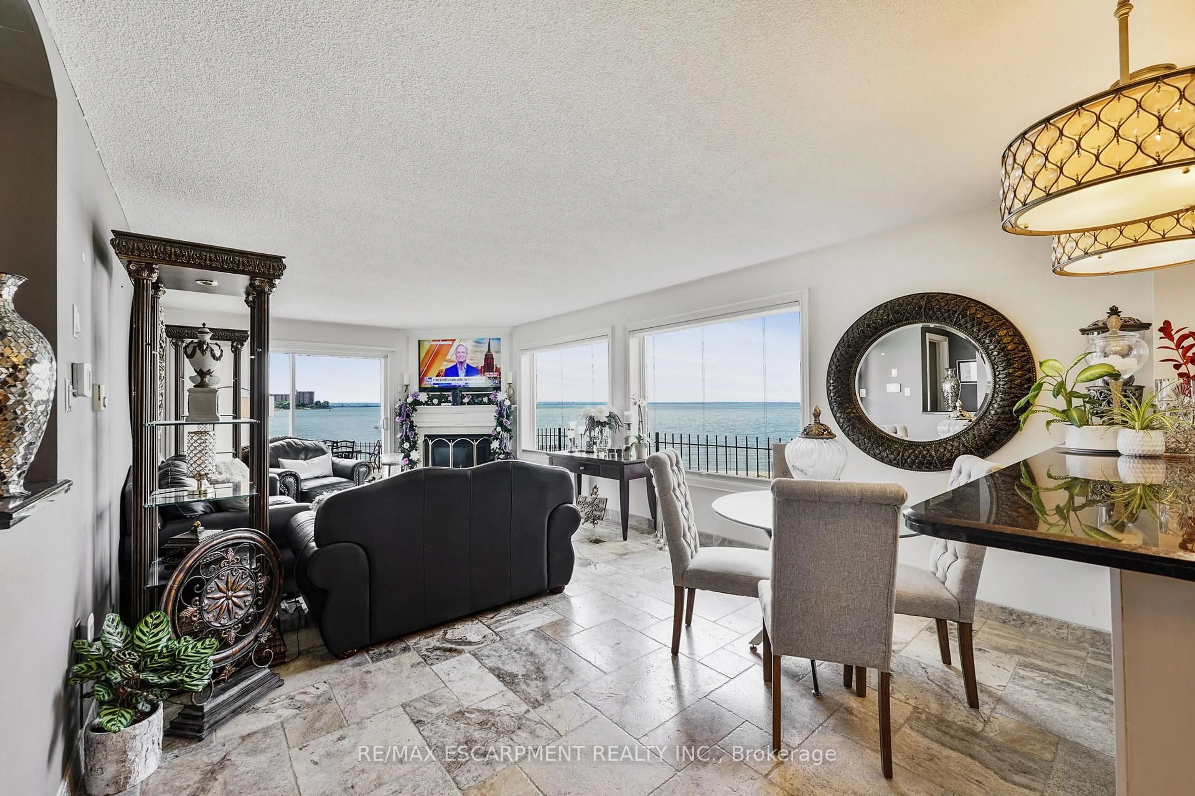 Living room with furniture, unknown for 491-493 Dewitt Rd, Hamilton Ontario L8E 5W8