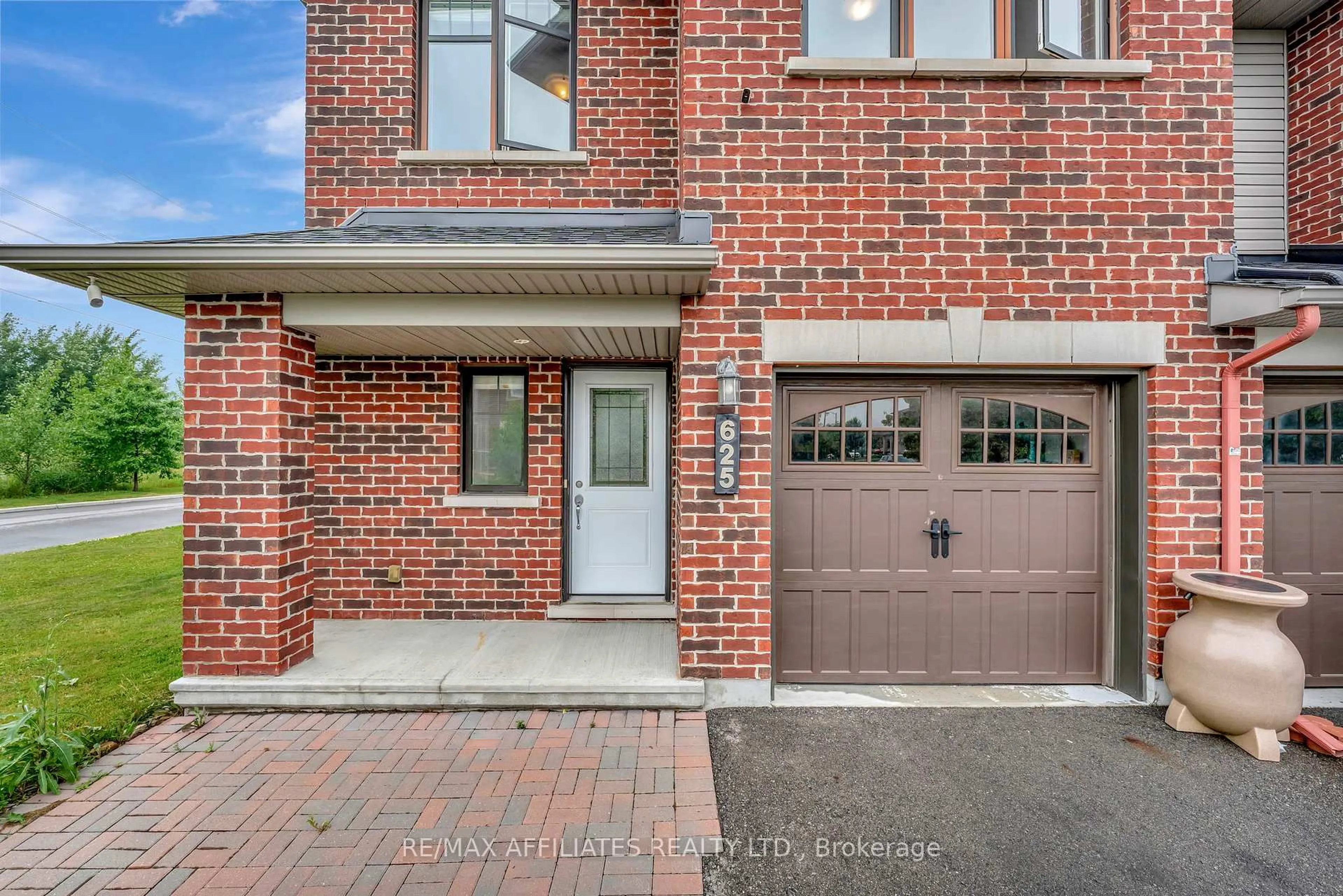 Home with brick exterior material, street for 625 Trigoria Cres, Ottawa Ontario K4A 1B1