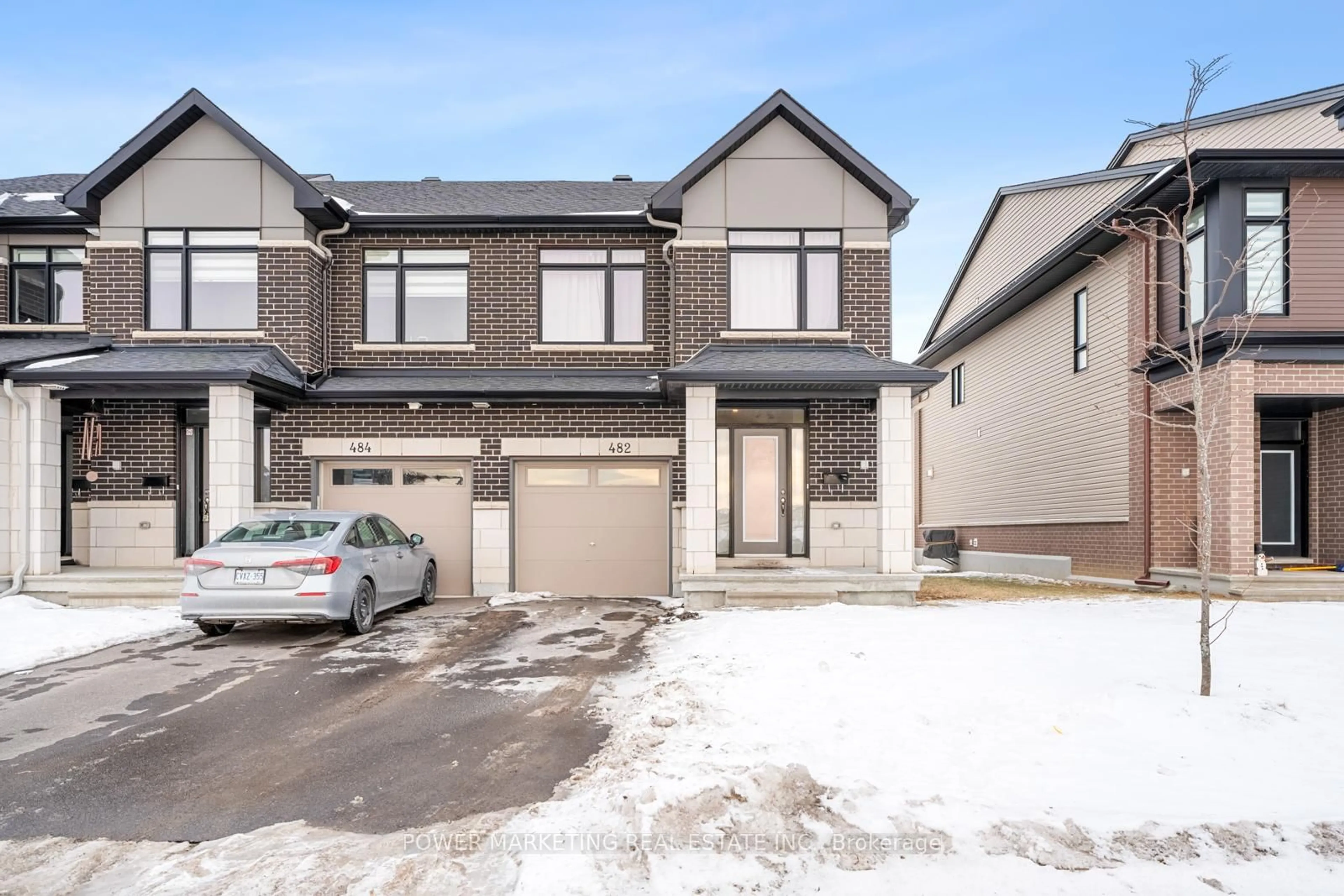 Unknown for 482 TRIDENT Mews, Ottawa Ontario K1T 0V2