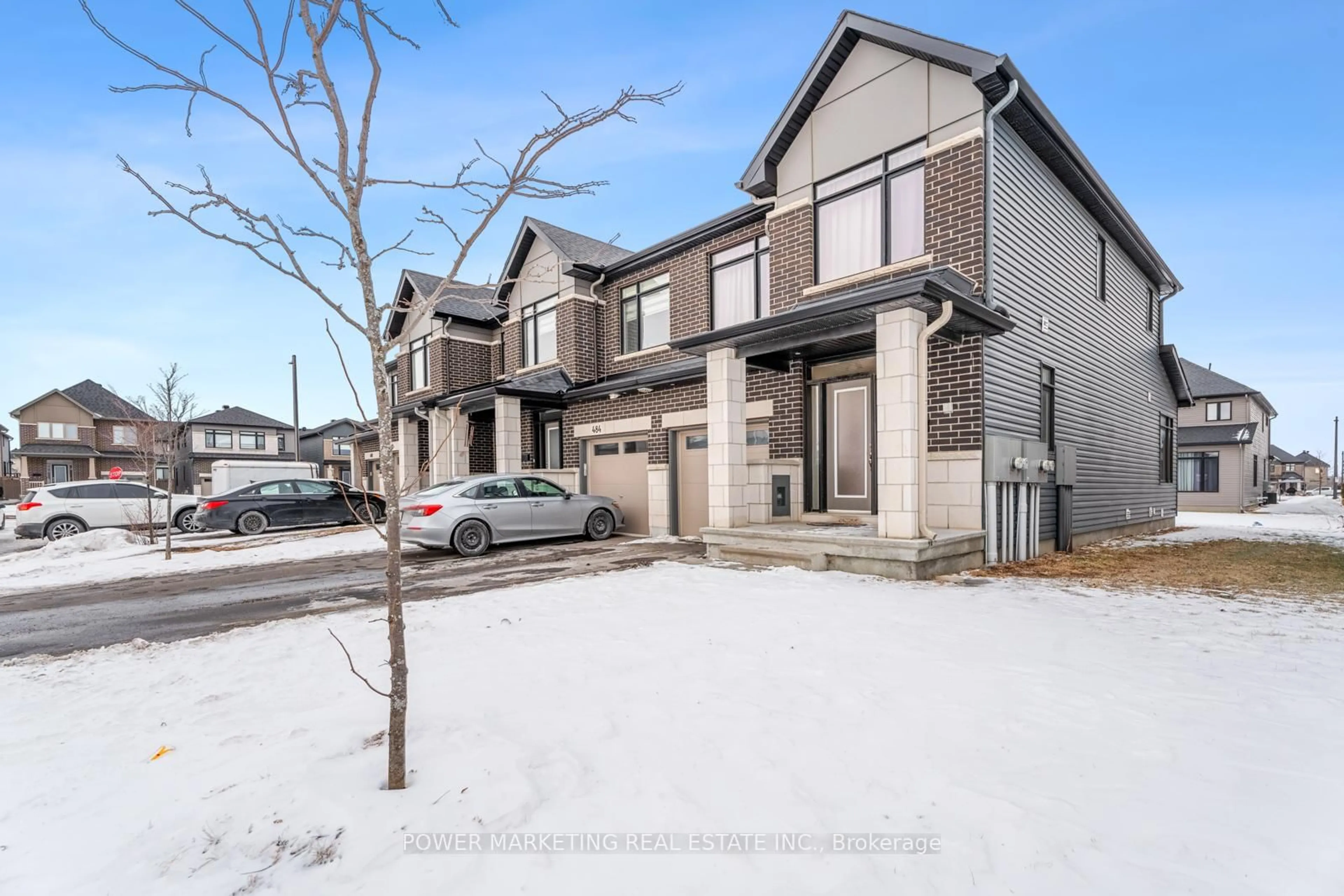 Unknown for 482 TRIDENT Mews, Ottawa Ontario K1T 0V2