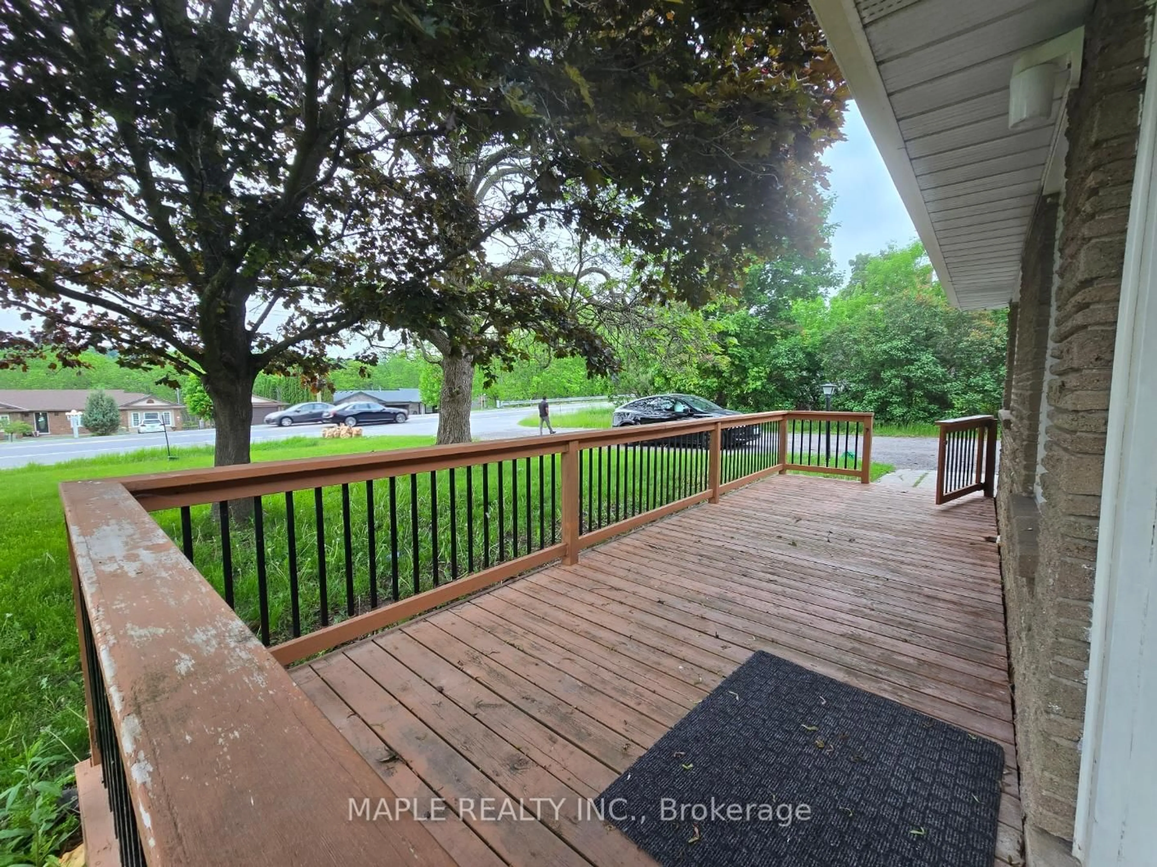 Patio, water/lake/river/ocean view for 1101 Brantford Hwy Highway, North Dumfries Ontario N1R 5S6