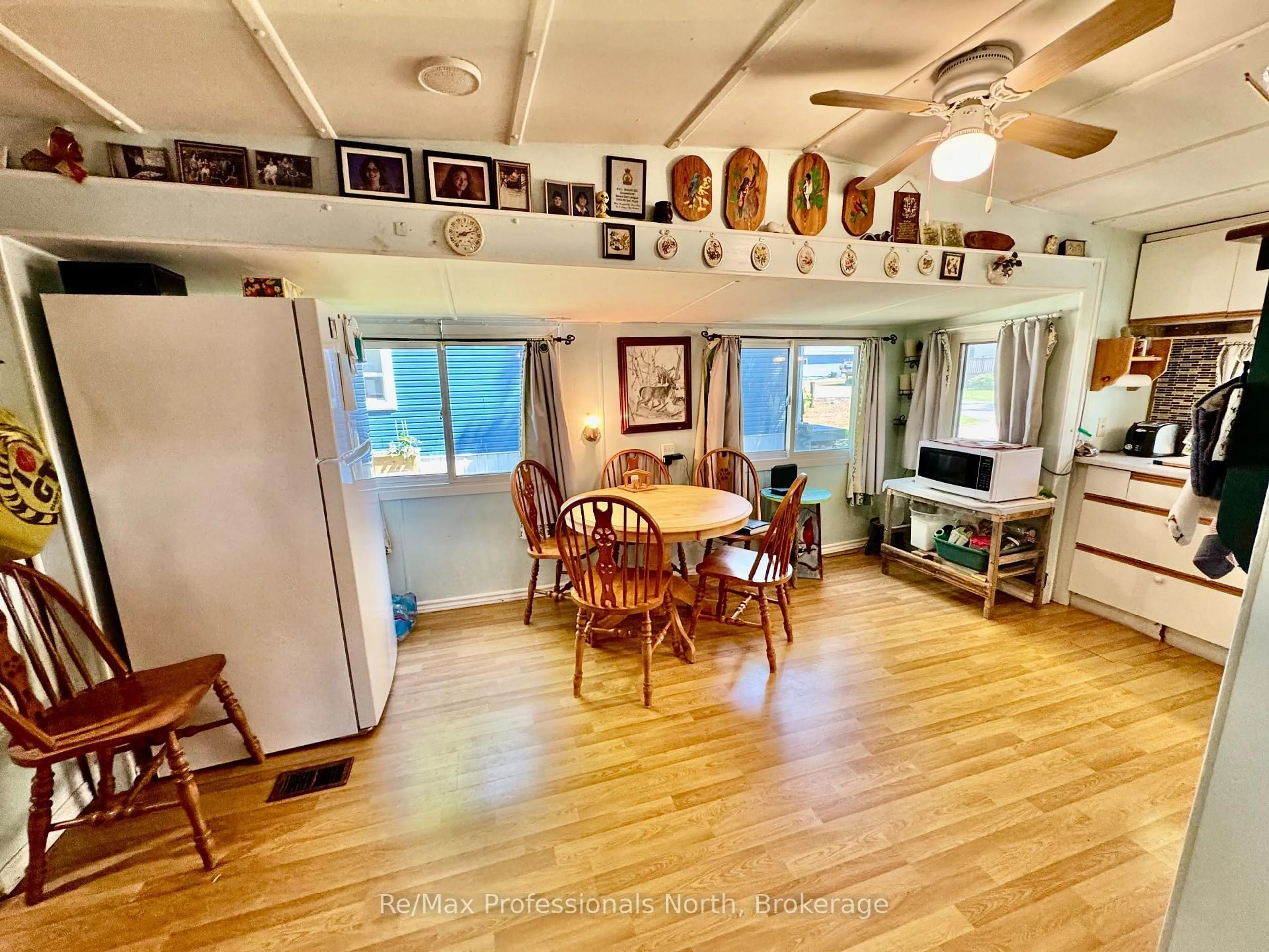 A pic of a room for 1007 RACOON Rd #72, Gravenhurst Ontario P1P 1R1