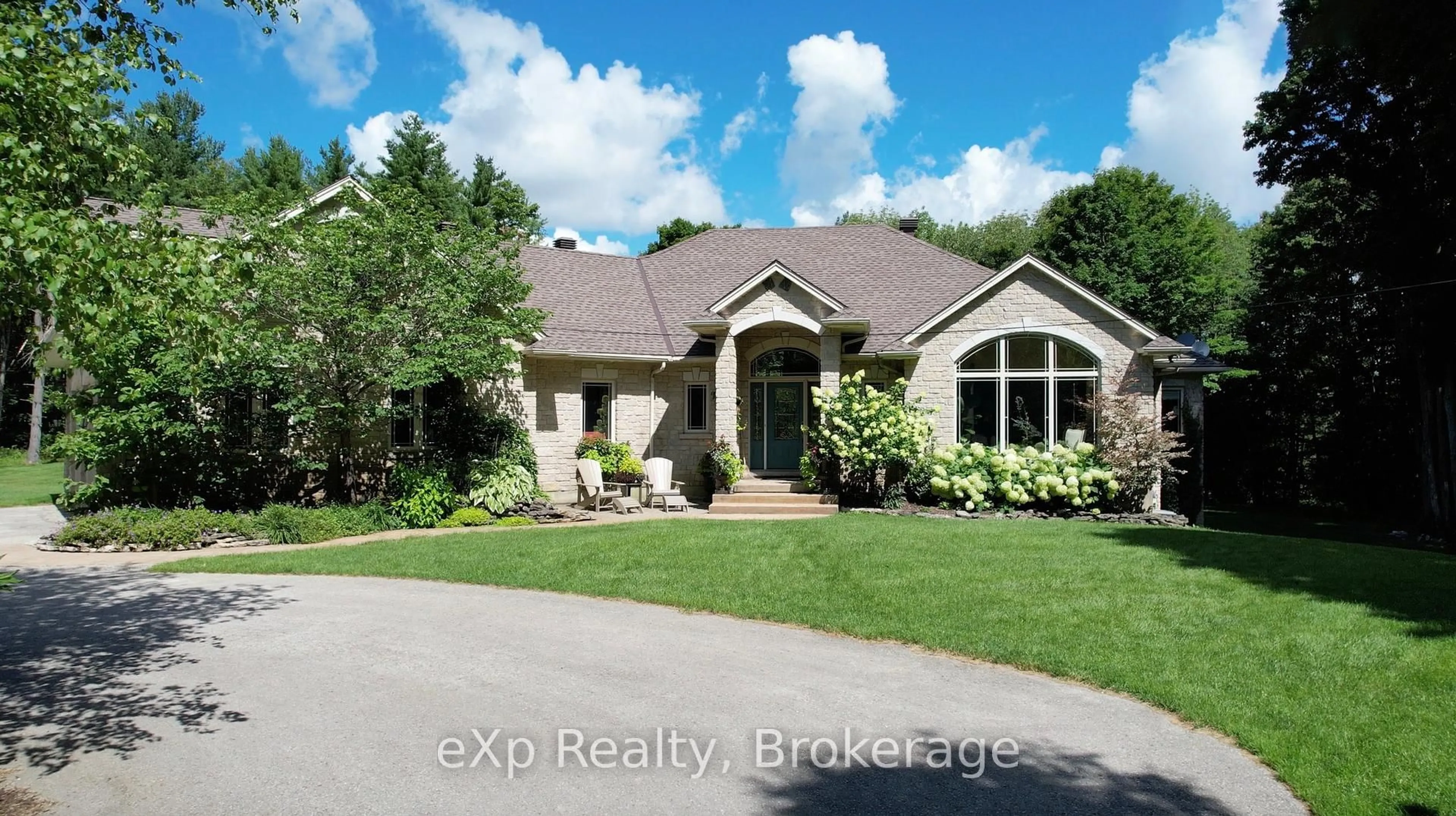 Home with brick exterior material, street for 59 MAPLE CREEK Dr, Brockton Ontario N0G 2V0