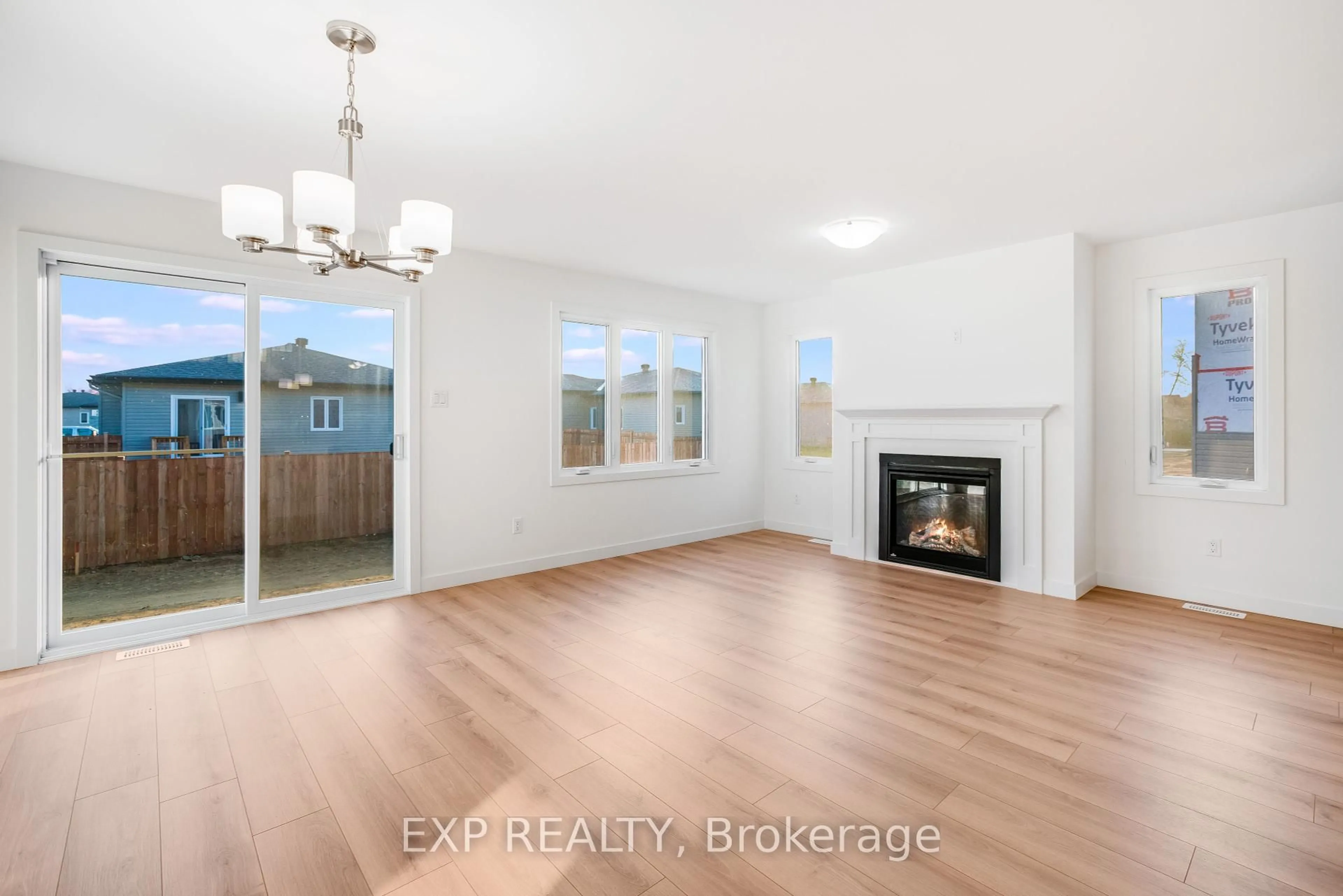 A pic of a room for 129 Lorie St, The Nation Ontario K0A 2M0
