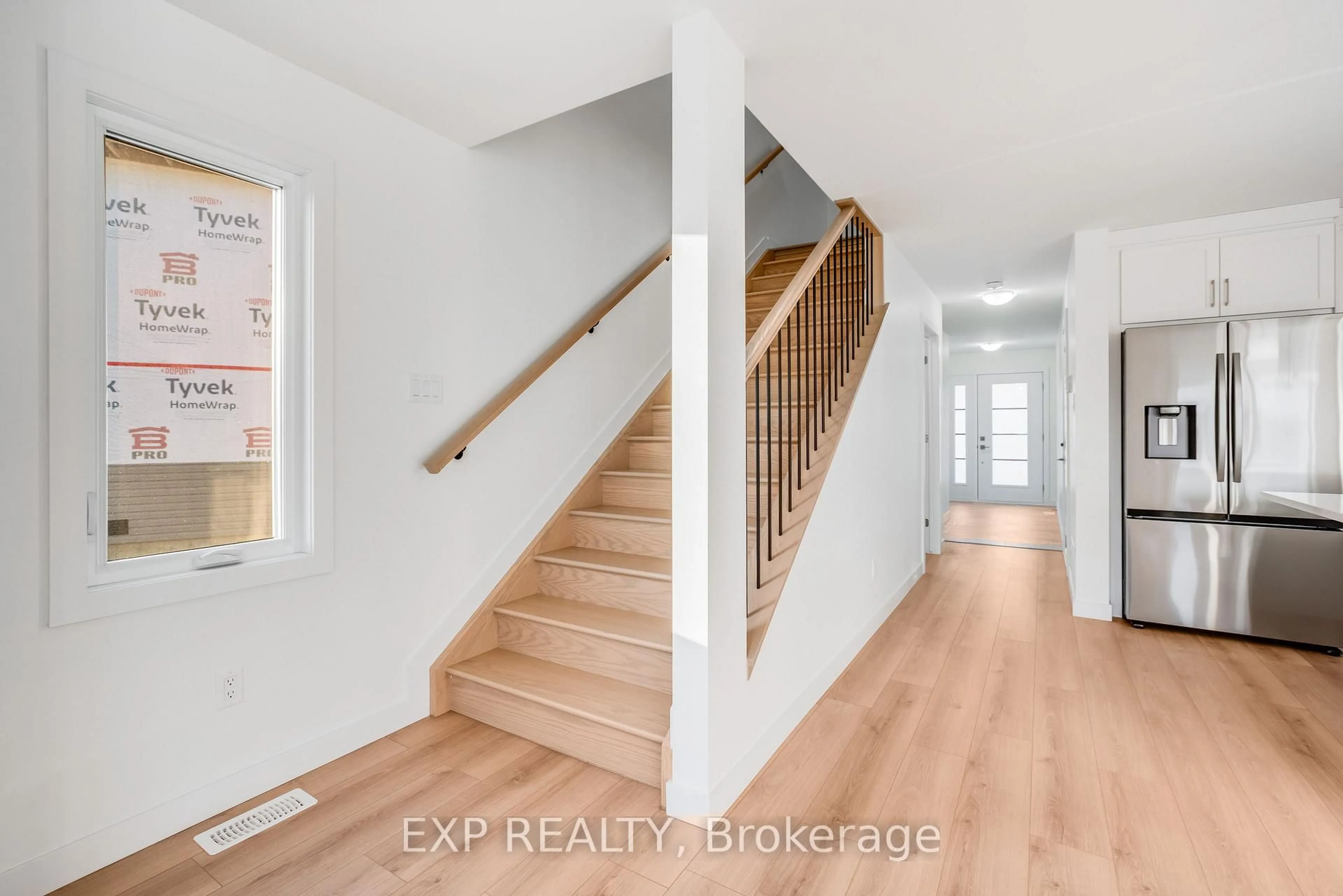 Indoor entryway for 129 Lorie St, The Nation Ontario K0A 2M0