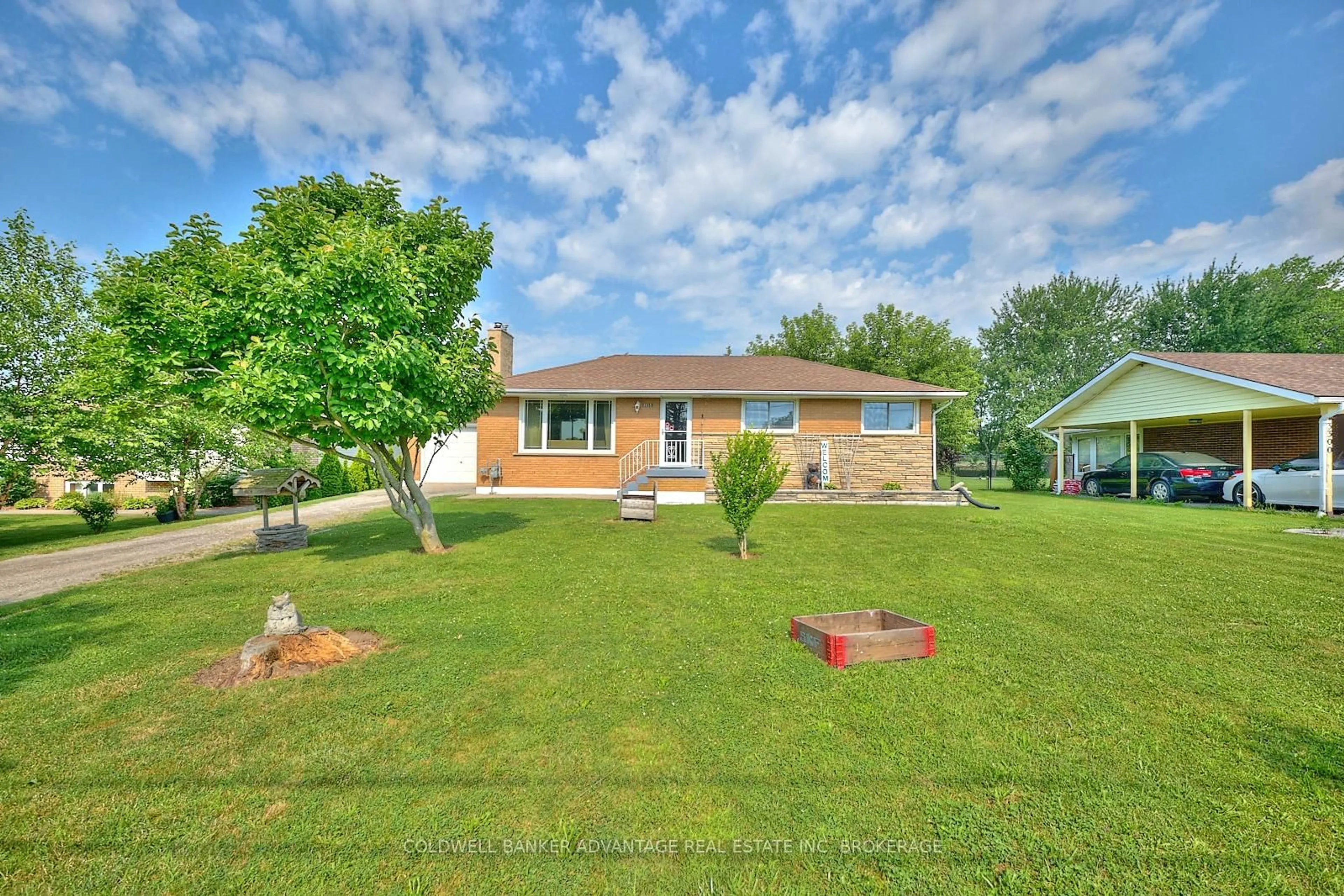 A pic from outside/outdoor area/front of a property/back of a property/a pic from drone, unknown for 3314 TRINITY CHURCH Rd, Hamilton Ontario L0R 1W0