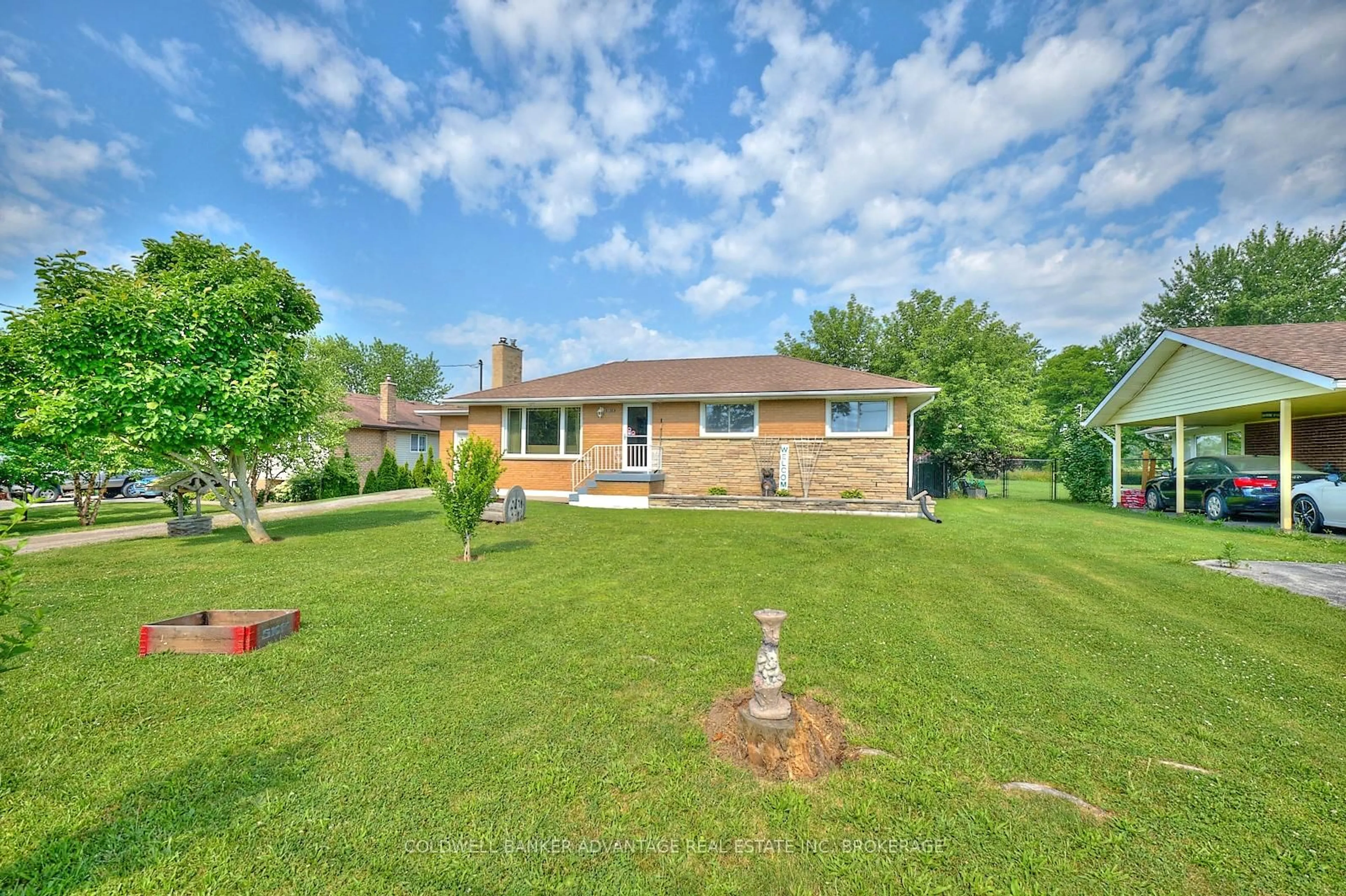 A pic from outside/outdoor area/front of a property/back of a property/a pic from drone, street for 3314 TRINITY CHURCH Rd, Hamilton Ontario L0R 1W0