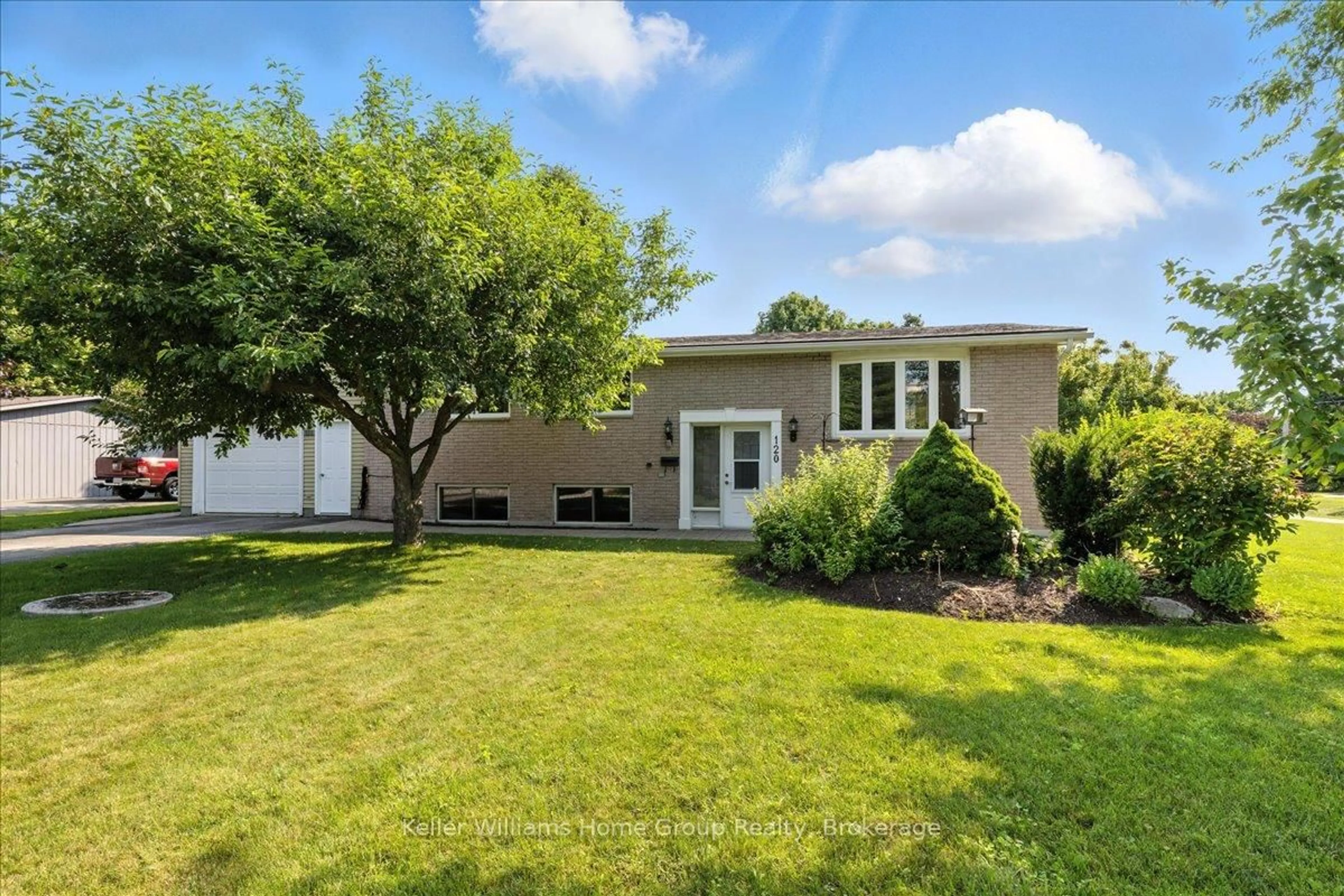 Home with vinyl exterior material, street for 120 Can Robert St, Centre Wellington Ontario N1M 3C1