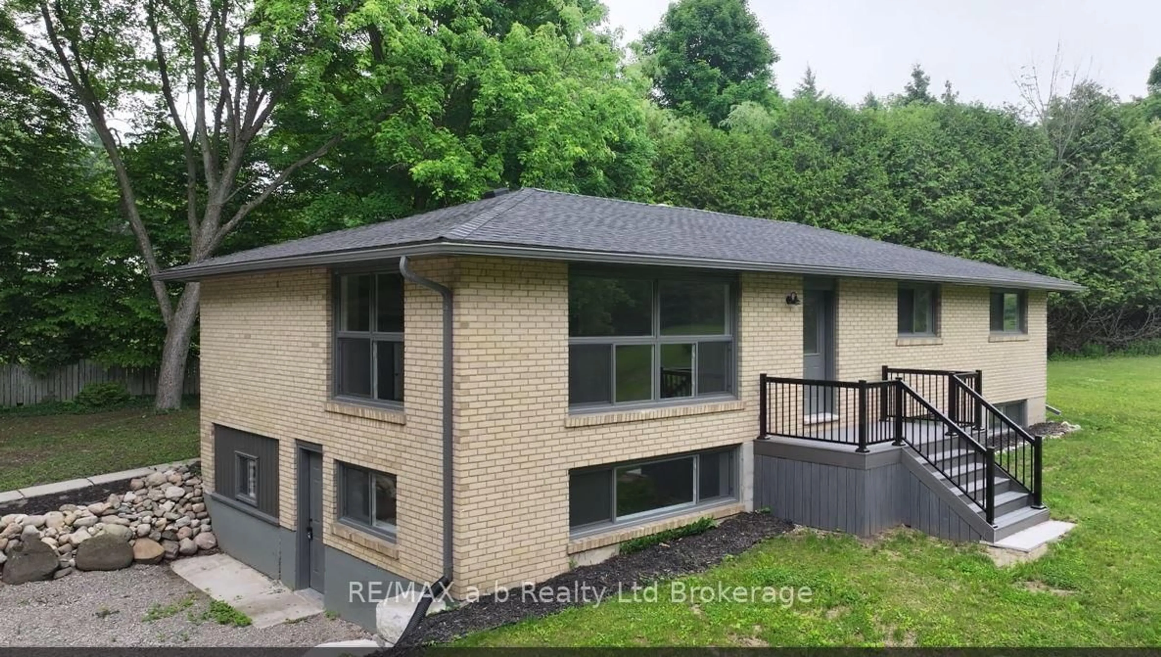 Home with brick exterior material, building for 743129 Road 74 Rd, Zorra Ontario N0M 2M0