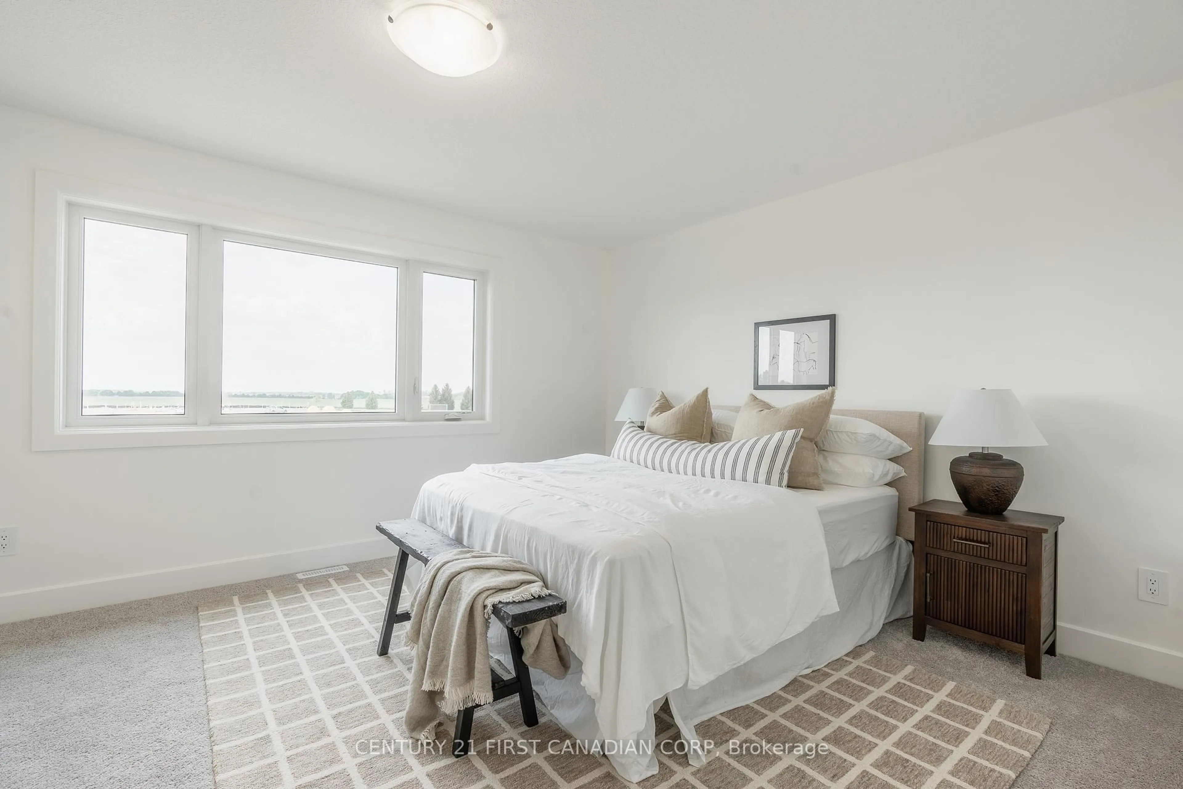 Bedroom with bed, unknown for 147-47 SCOTTS Dr, Lucan Biddulph Ontario N0M 2J0